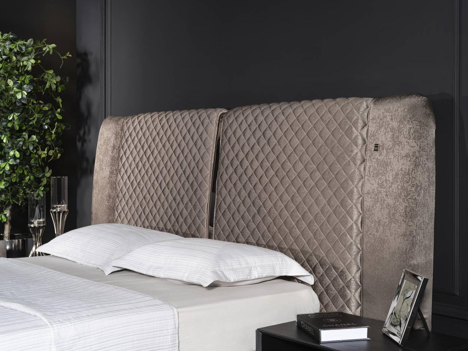 LION BEDSTEAD 200x180 EURO