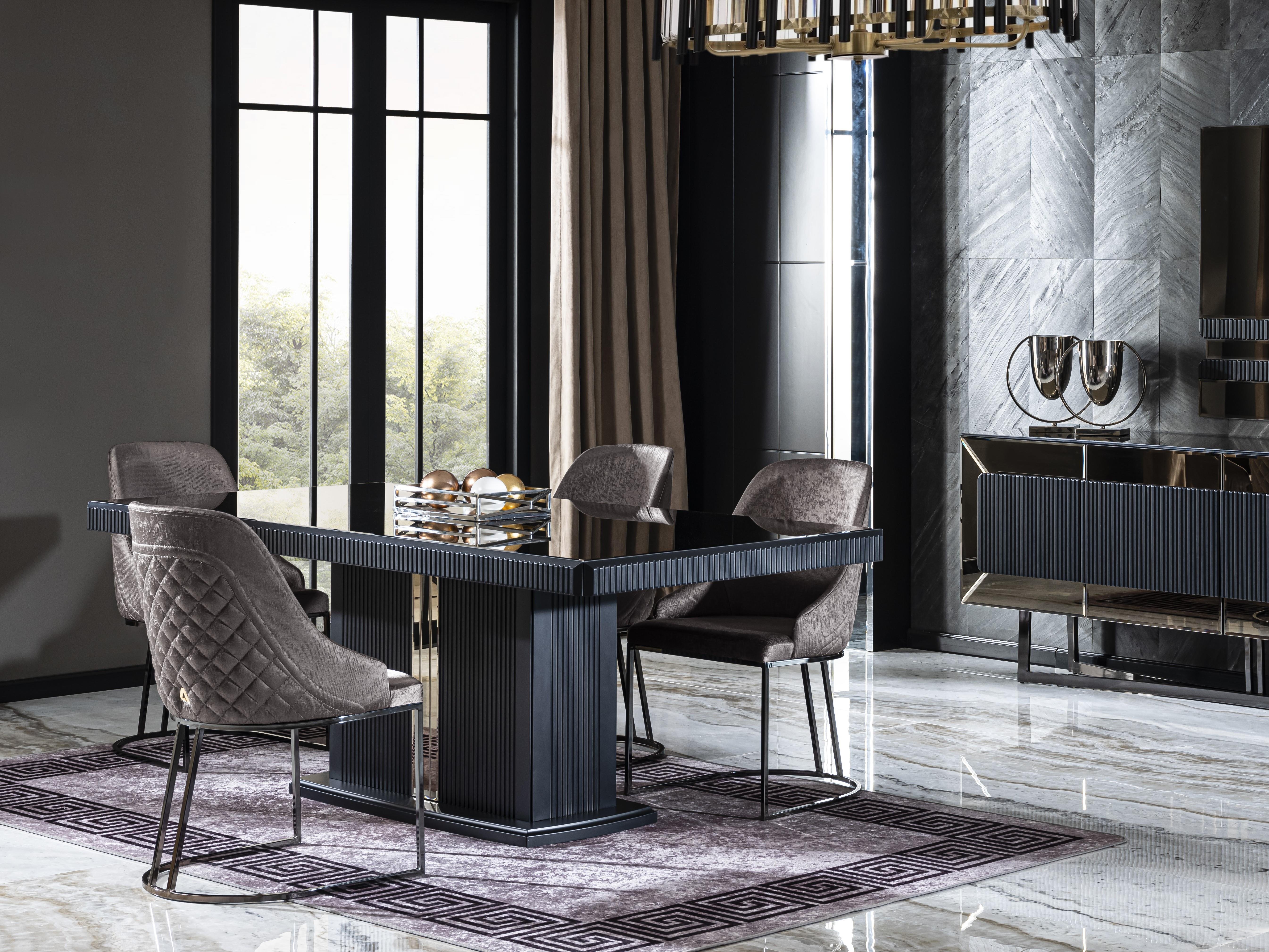 LION DINING TABLE SET