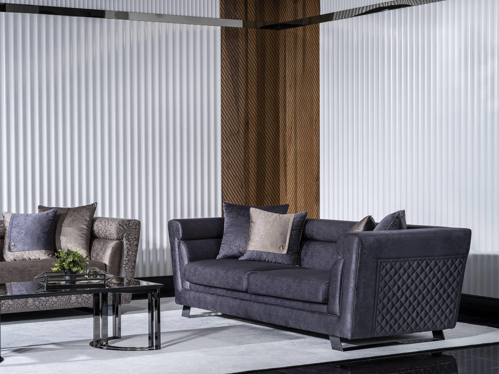 LION THREE SEATER SOFA STICH