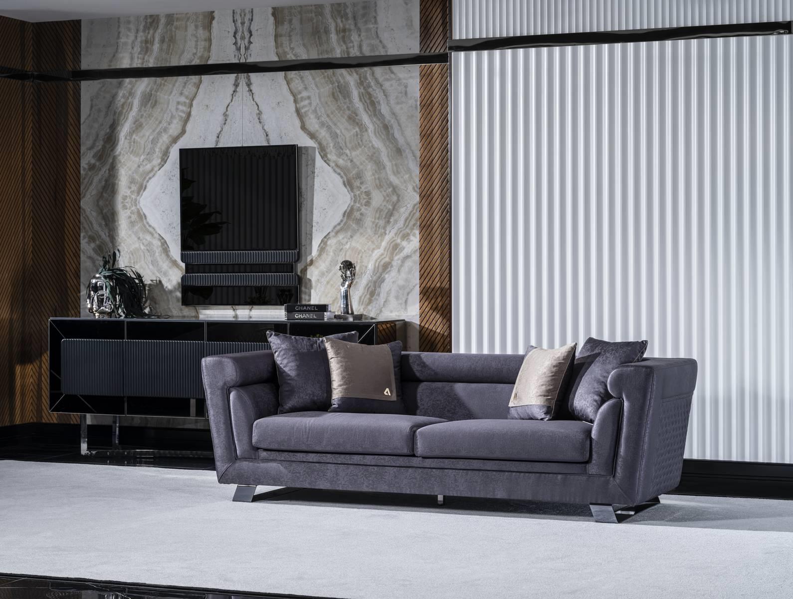 LION THREE SEATER SOFA STICH