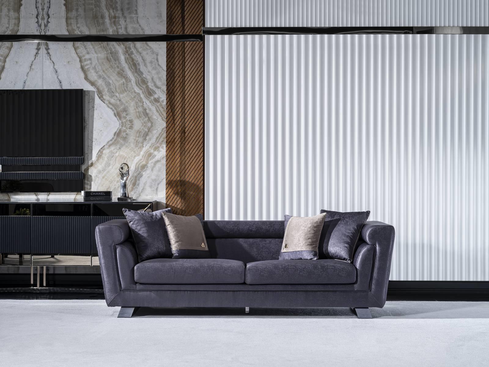 LION THREE SEATER SOFA STICH