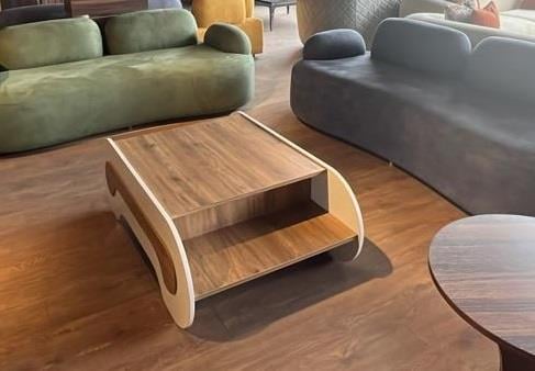 MANE 125x80 CENTER TABLE