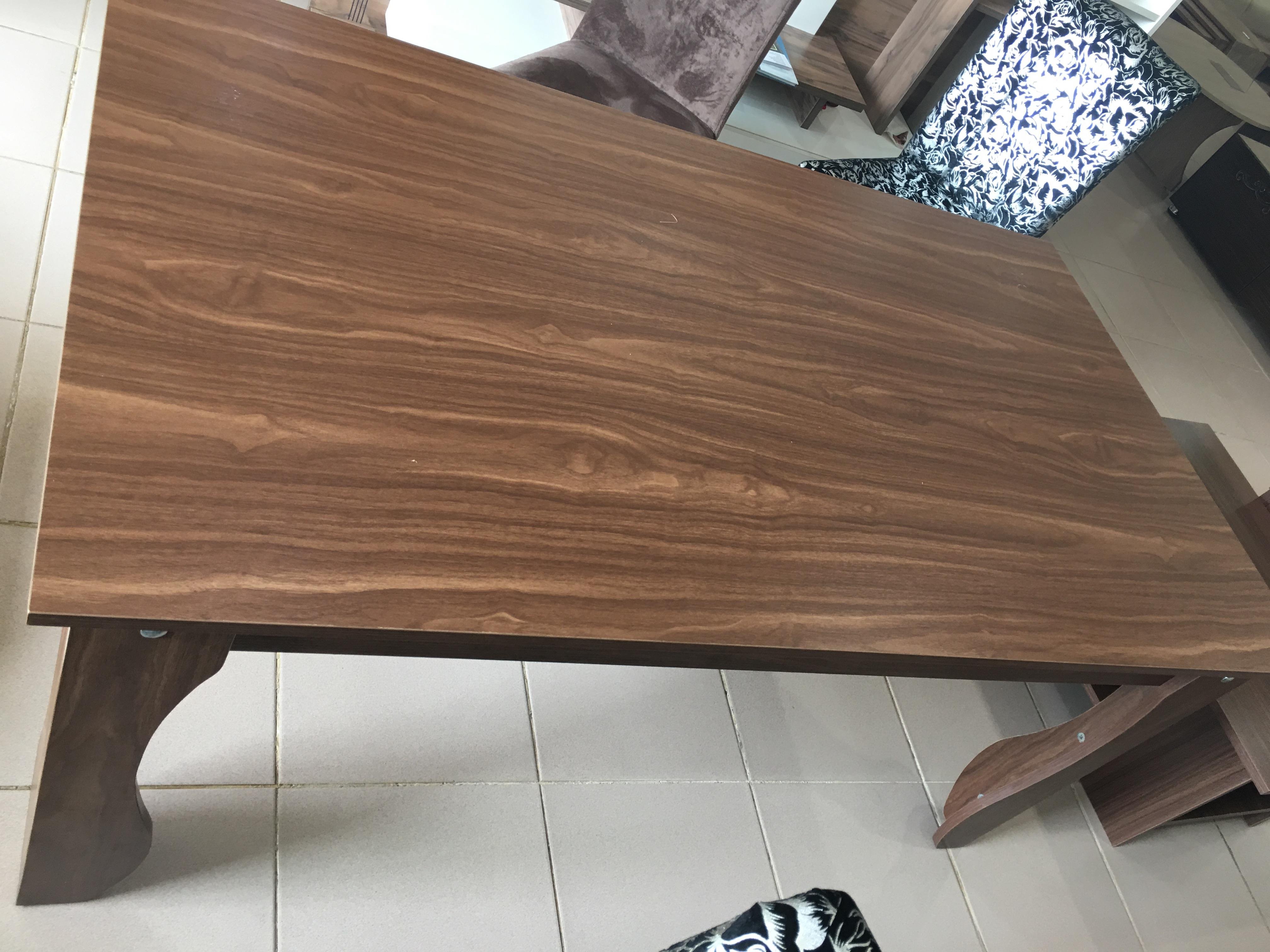 MERAX DINING TABLE
