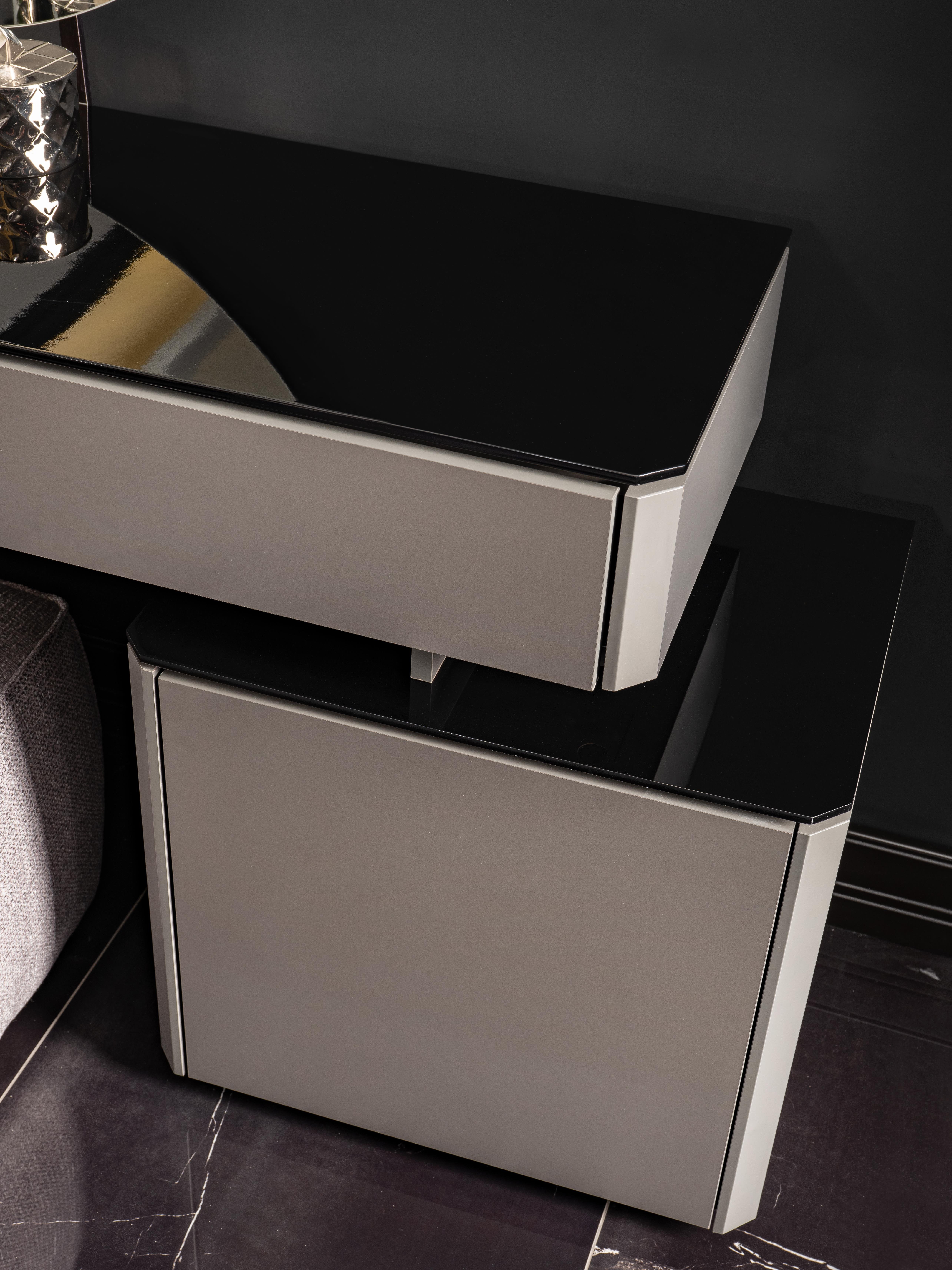 NATURA MAKE-UP TABLE & MIRROR