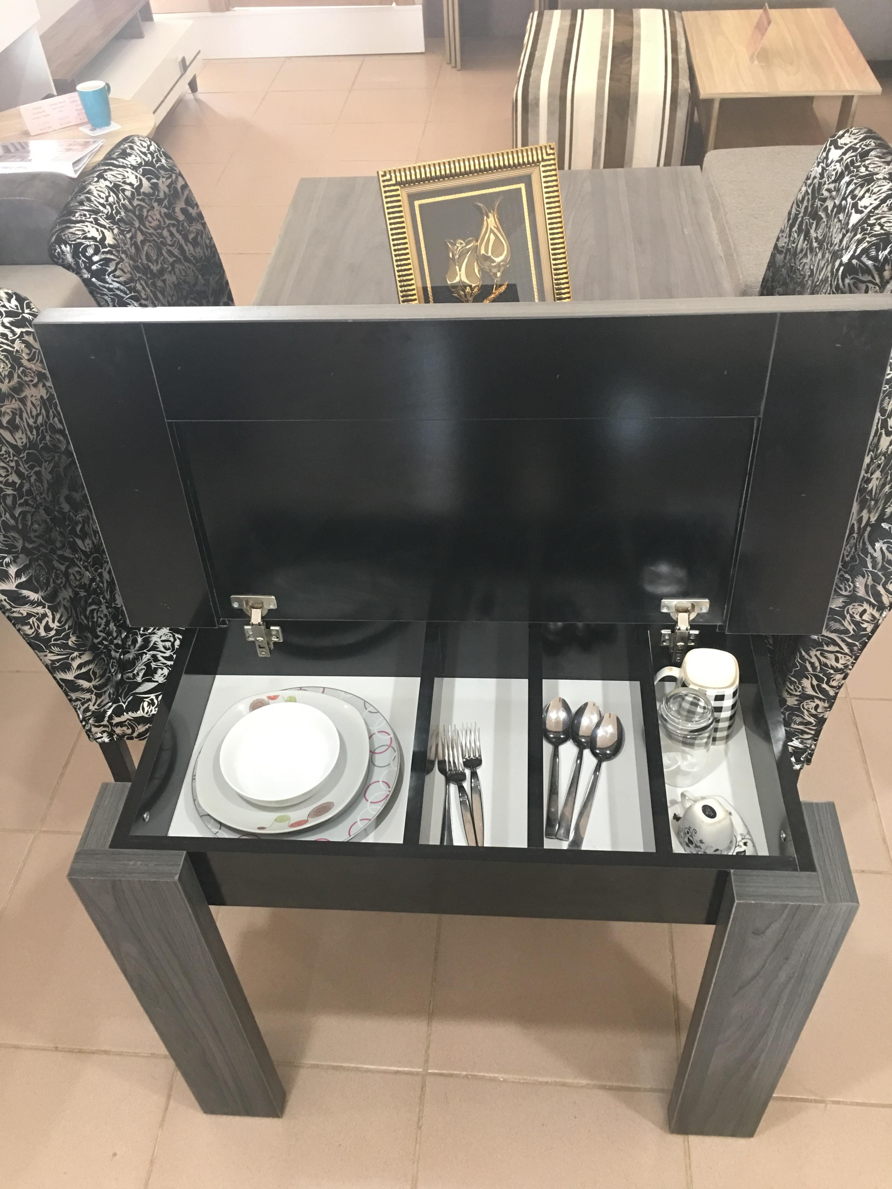 NUR STORAGE DINING TABLE