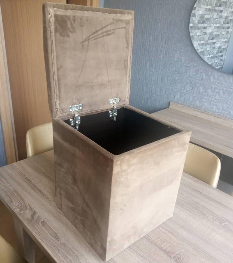 OTTOMON STORAGE POUF