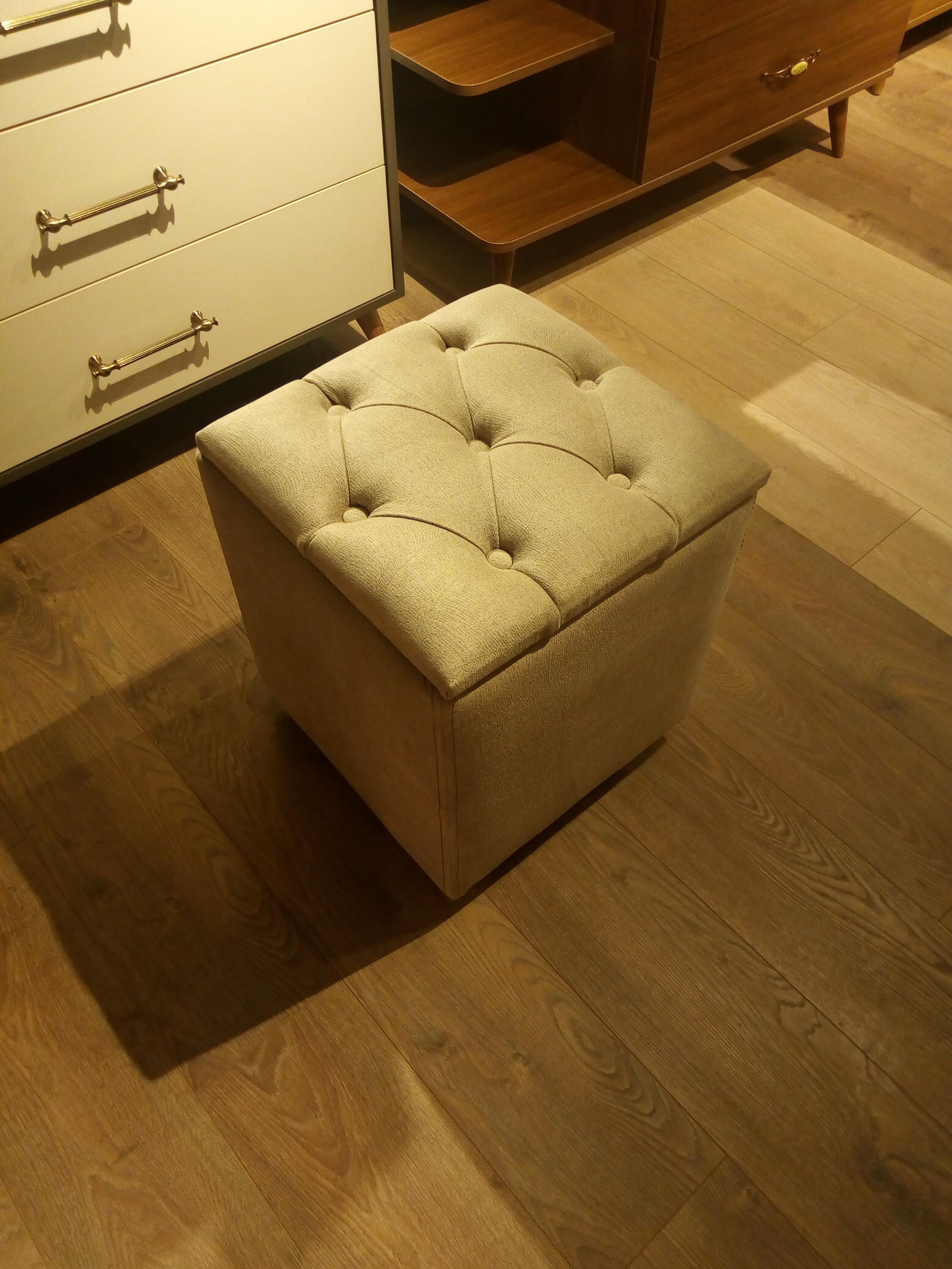 OTTOMON STORAGE POUF