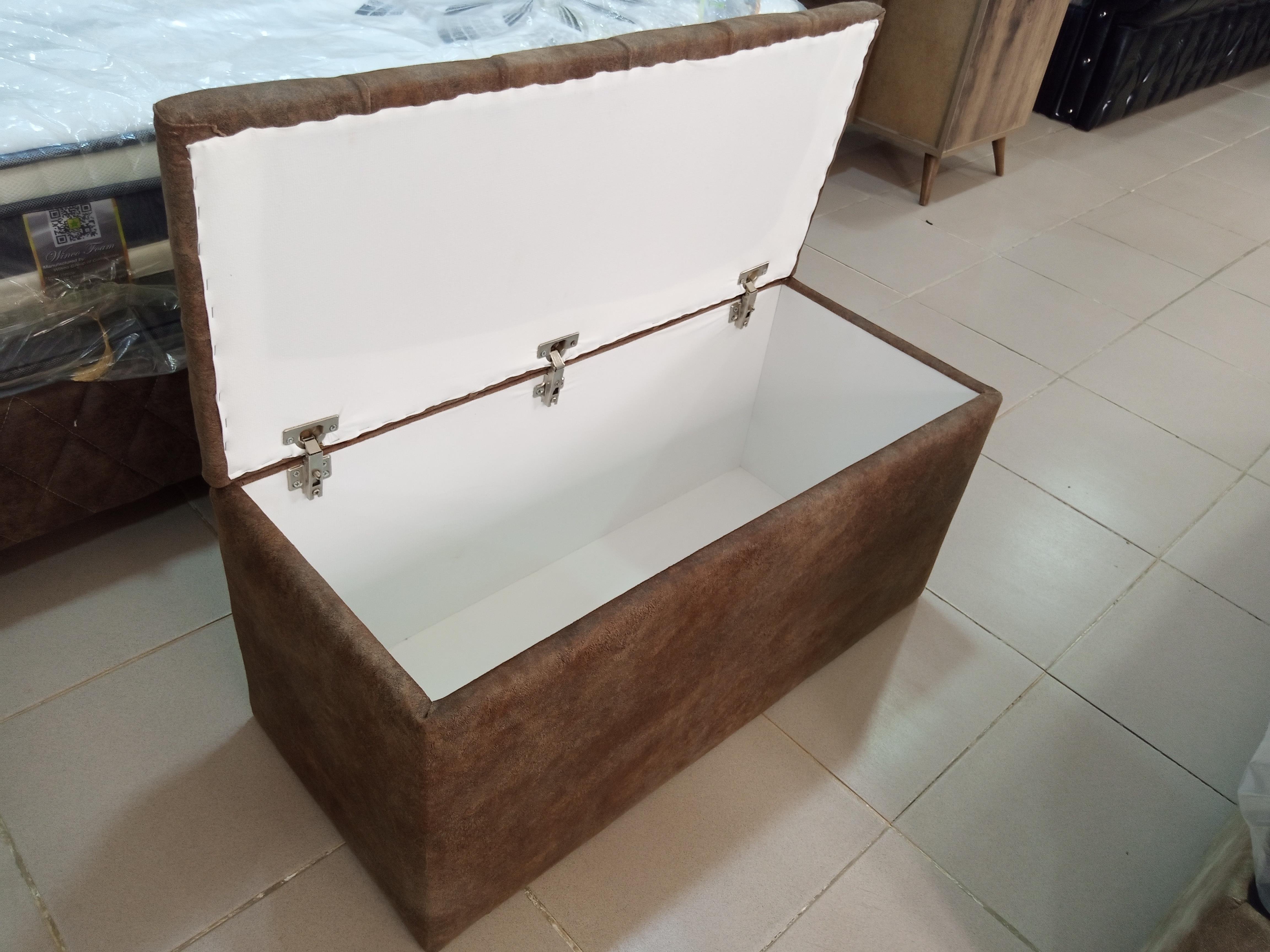 OTTOMON STORAGE POUF 90