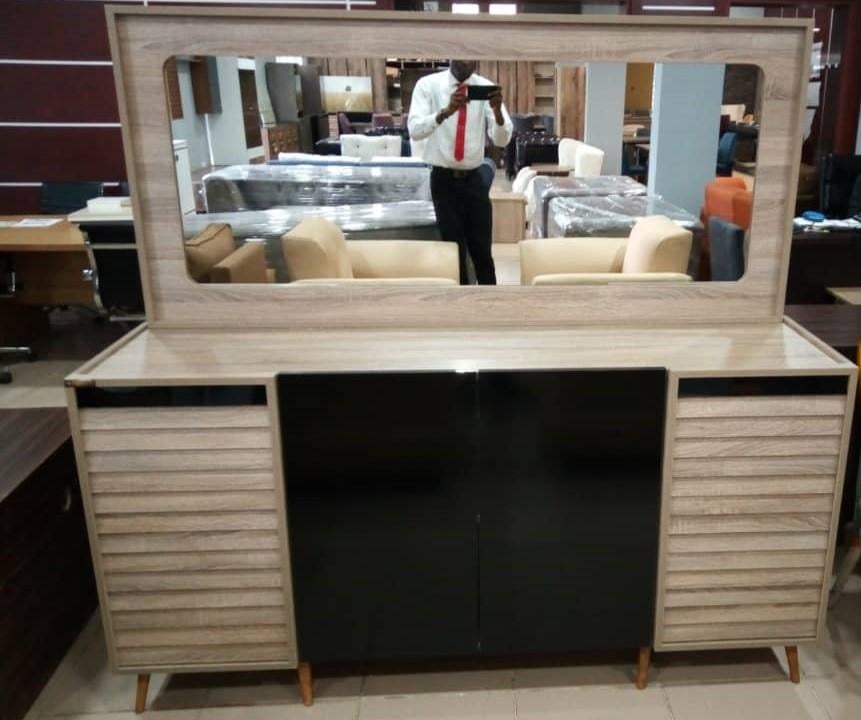 PANJUR DINING CONSOLE & FRAME MIRROR