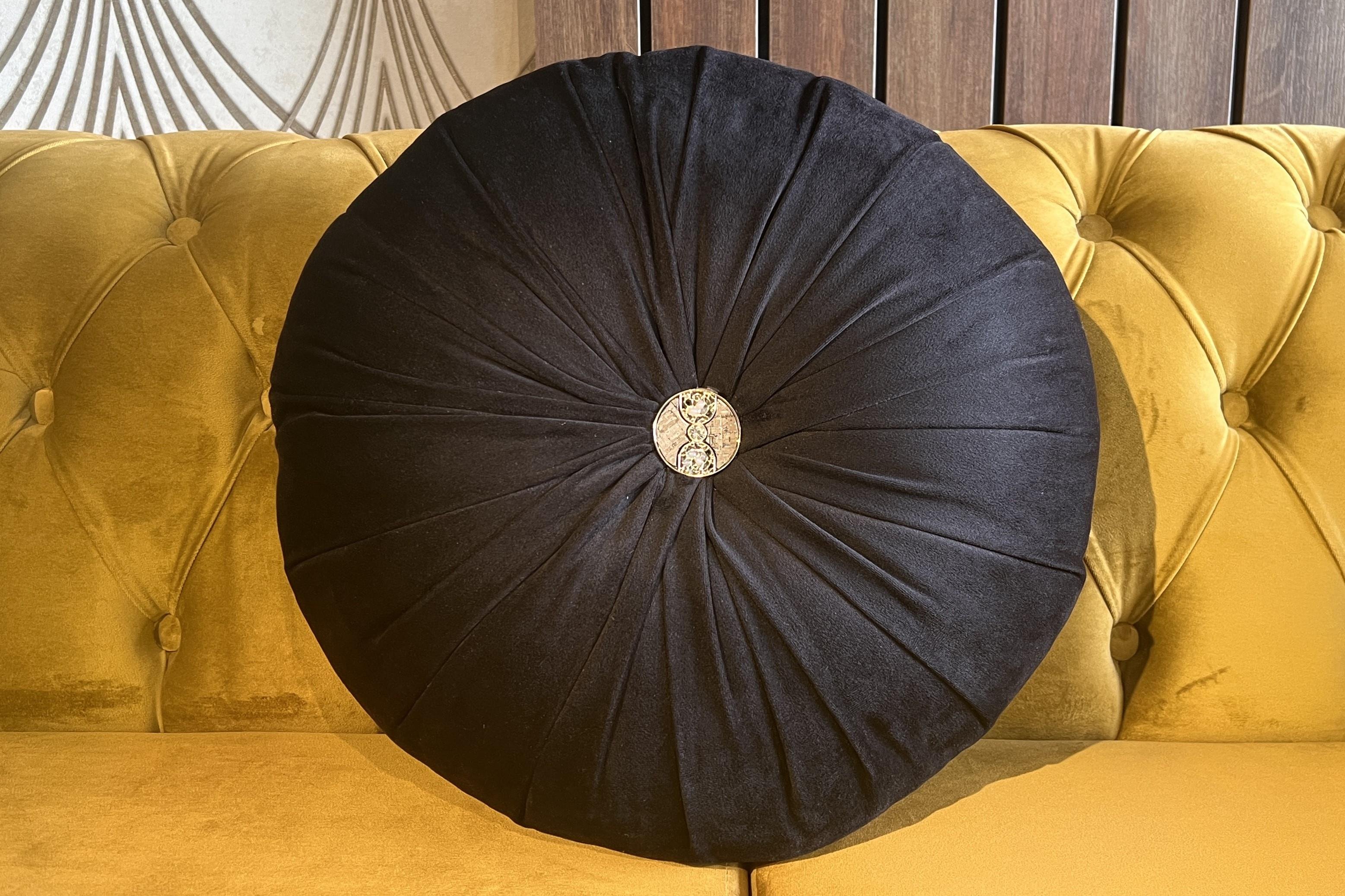 PARIS BROOCHE PILLOW