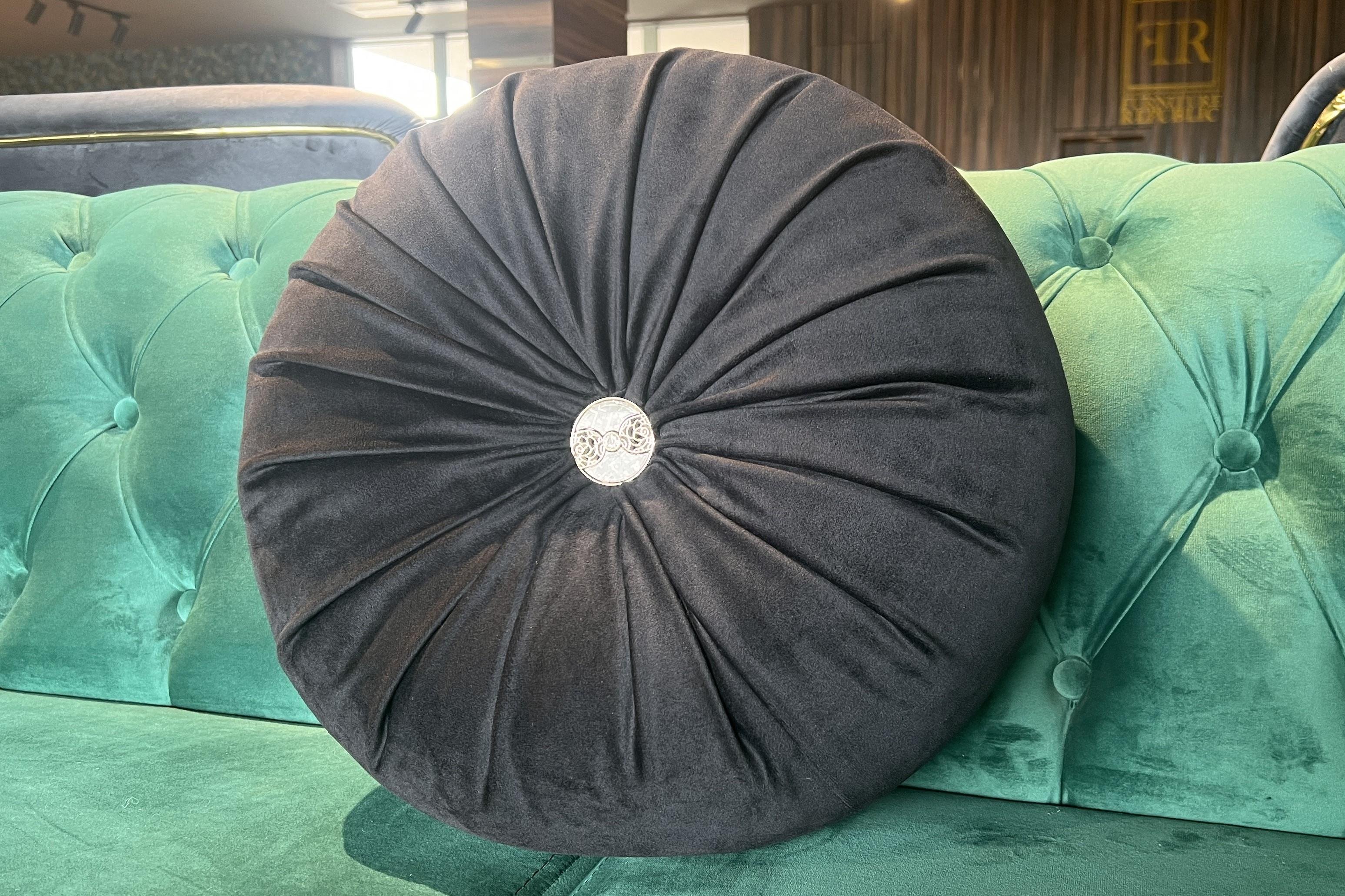 PARIS BROOCHE PILLOW