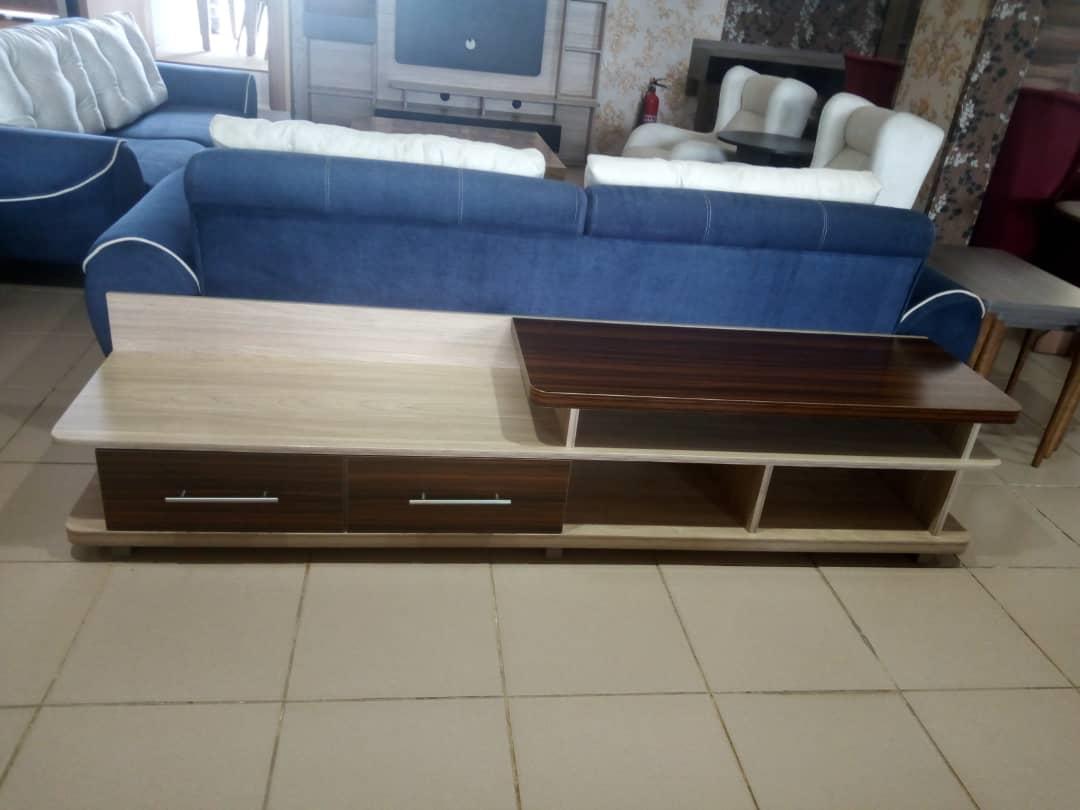 SANDRA TV STAND