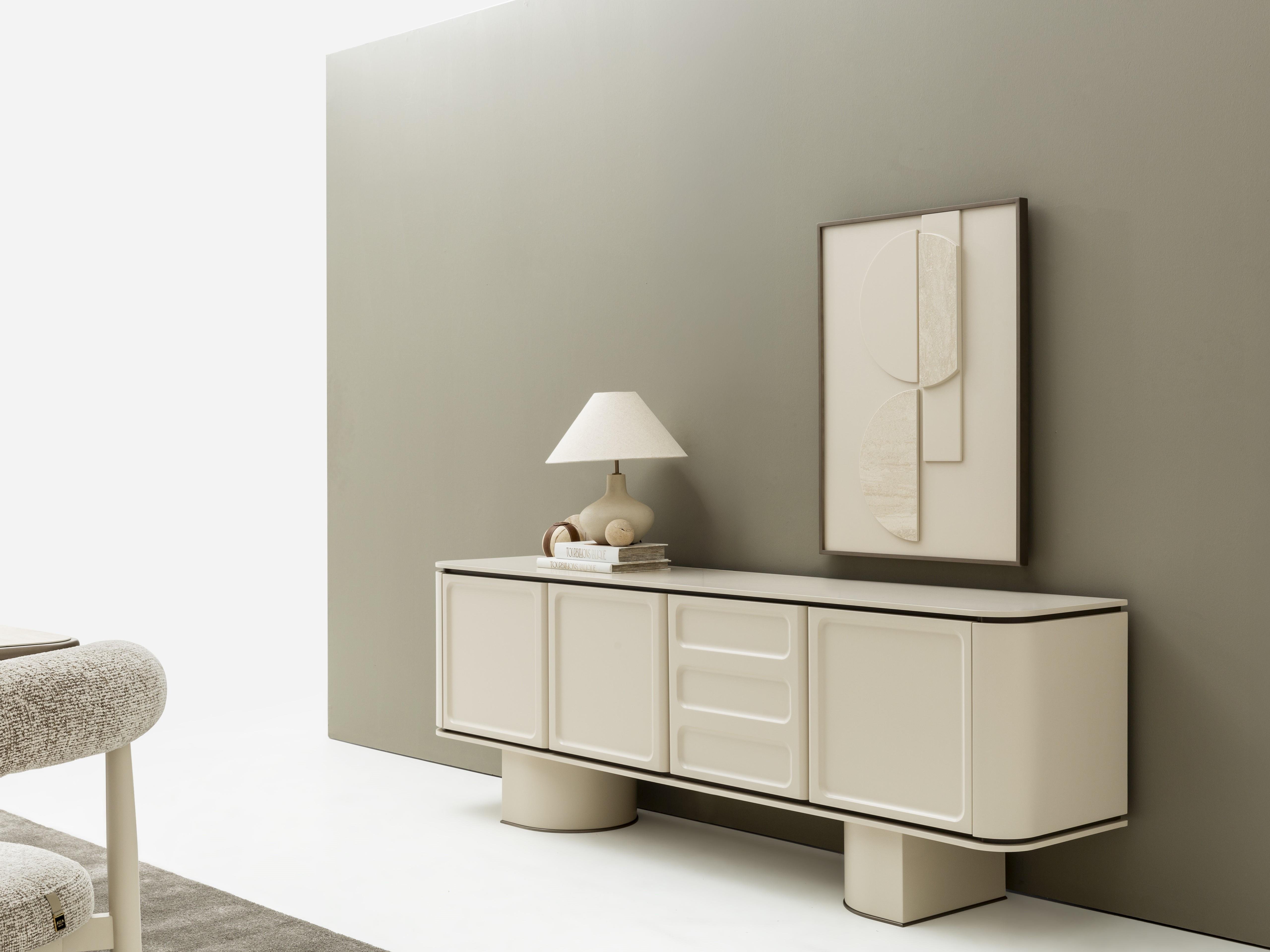 SOHO DINING CONSOLE & MIRROR