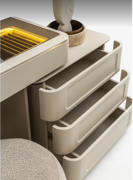 SOHO MAKE-UP TABLE & MIRROR