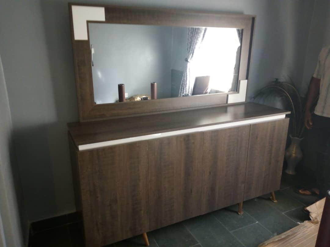 SPACE-X DINING CONSOLE & FRAME MIRROR