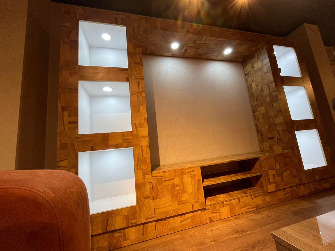 VICTORY TV WALL UNIT TP & LIGHTS