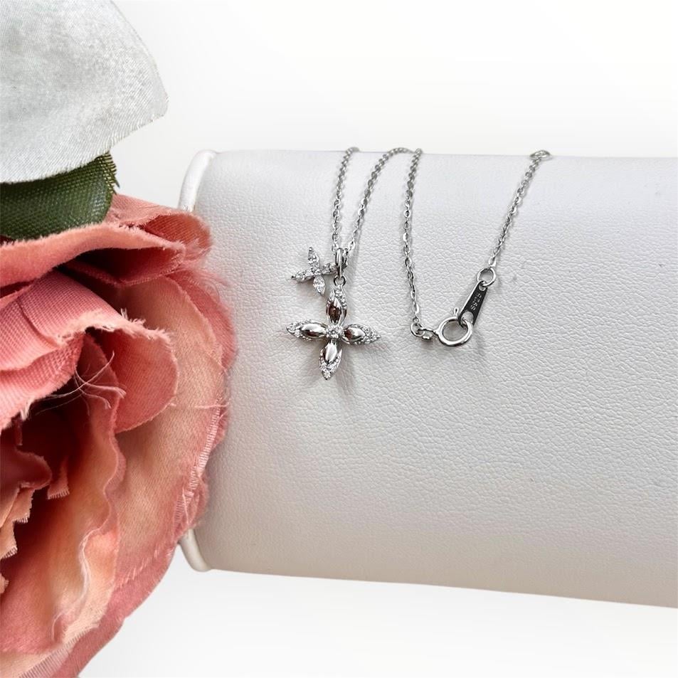 YONCA MODEL GÜMÜŞ KOLYE