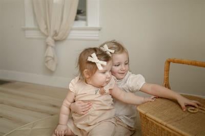 Auntie Me Organik Ivory Cream 'Shell and Coral' Dokuma Kısa Tulum