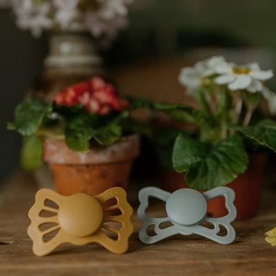 FRIGG Butterfly Silikon Emzik - Blush