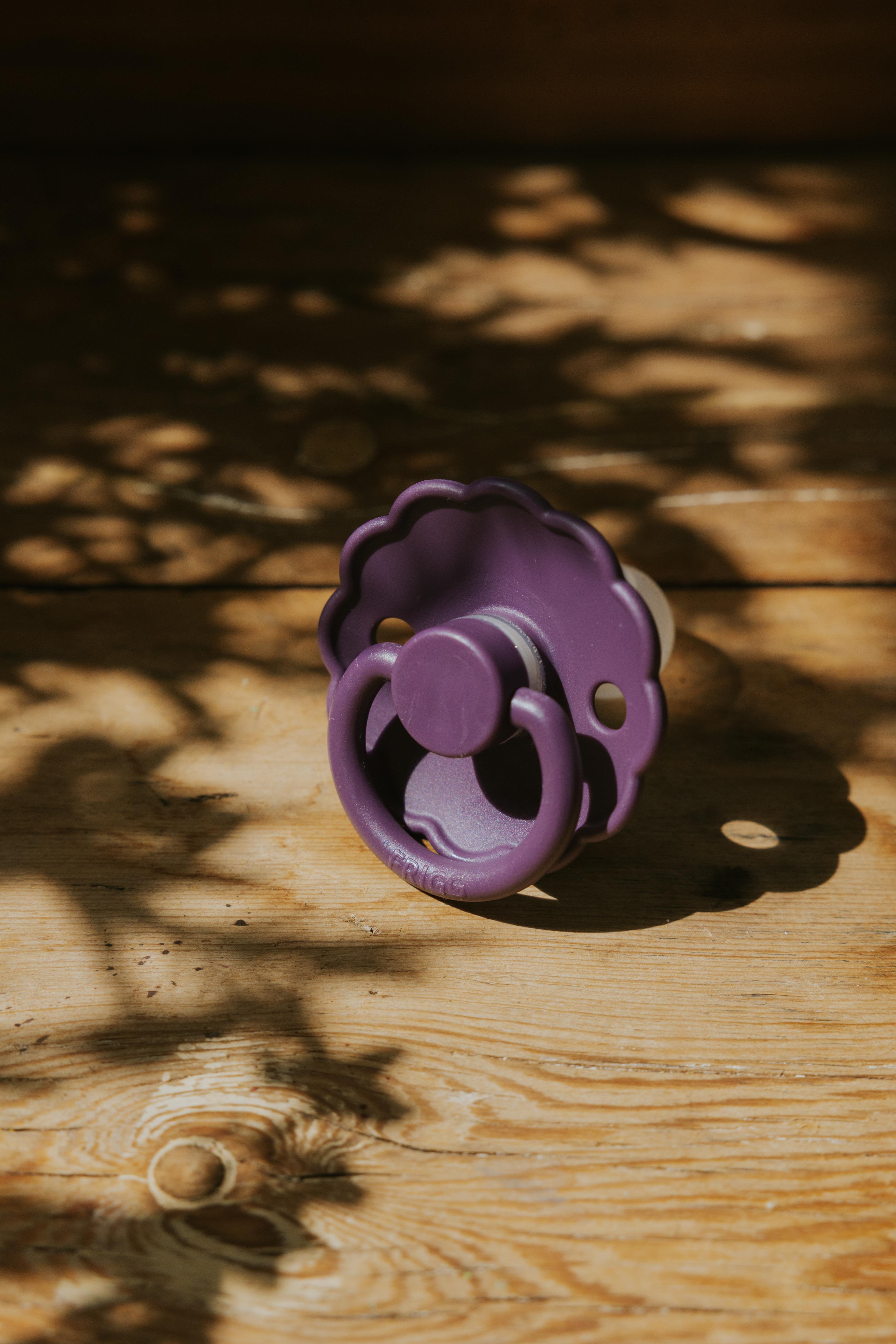 FRIGG Daisy Kauçuk Emzik - Violet 0-6 Ay