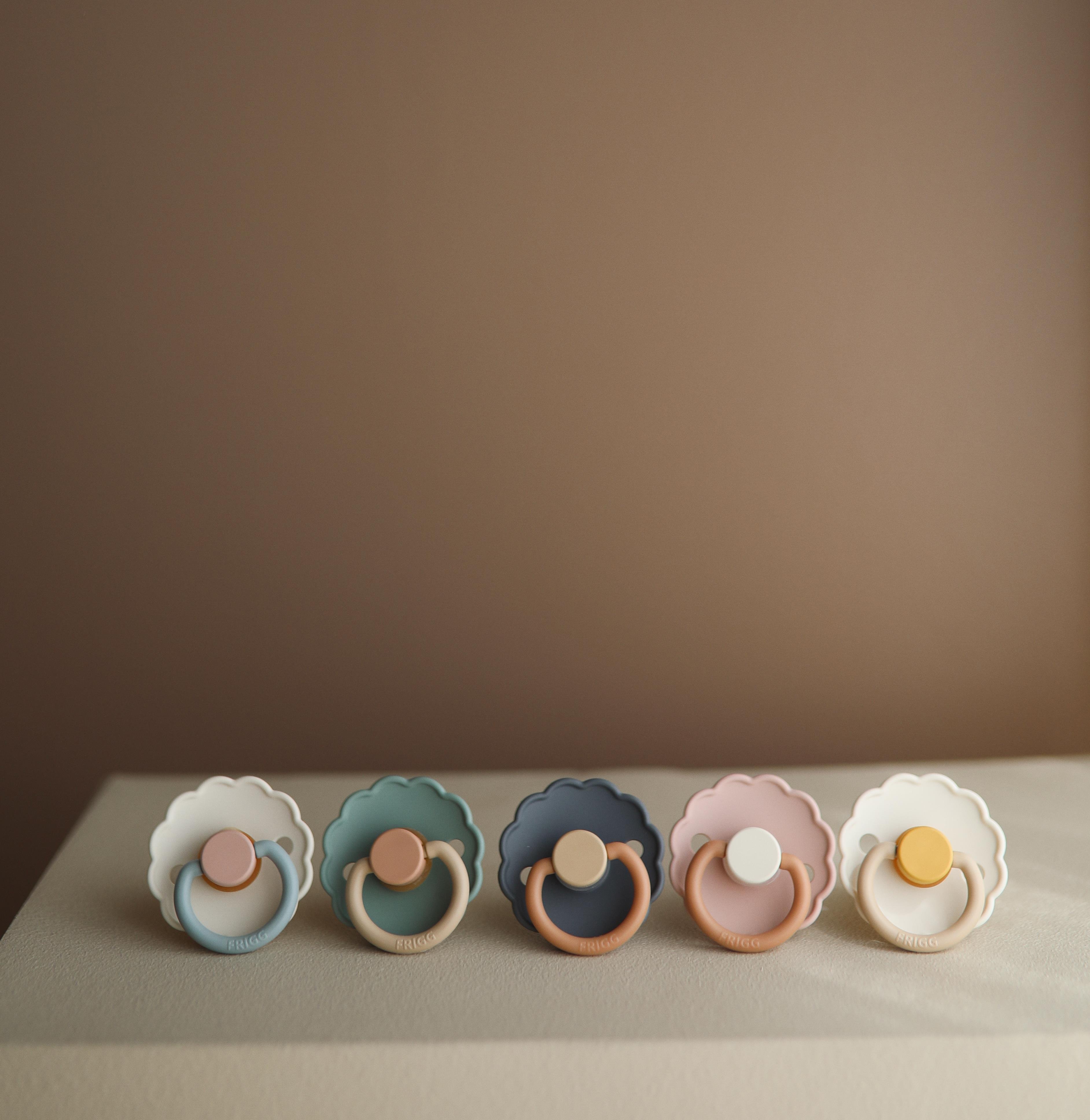 FRIGG Daisy Silikon Emzik - Aurora 6-18 Ay