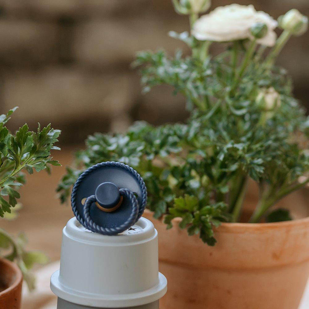 FRIGG Rope Kauçuk Emzik - Dark Navy 6-18 Ay