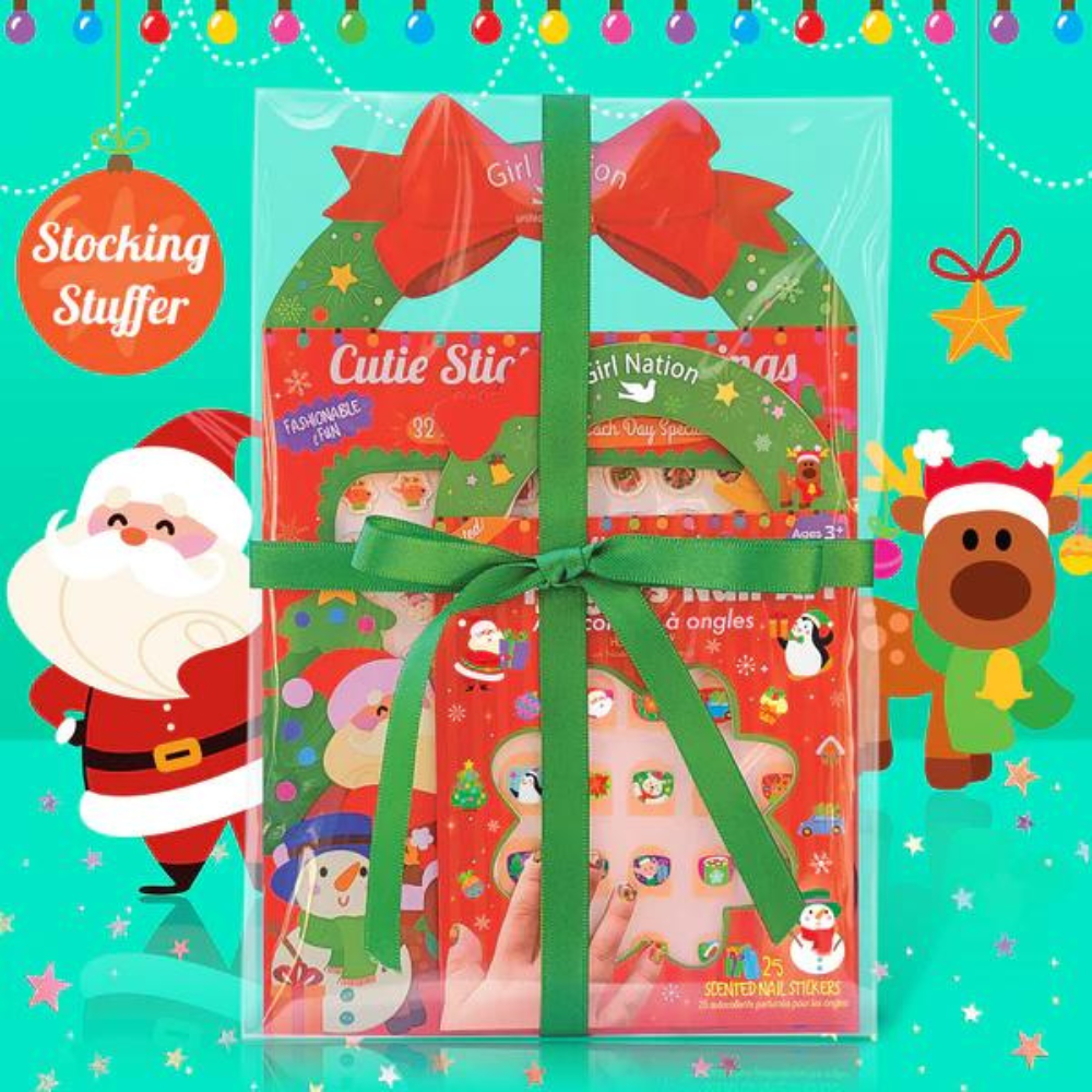 Girl Nation - Yapışkanlı Küpe ve Desenli Tırnak Çıkartması Seti- Holly Jolly