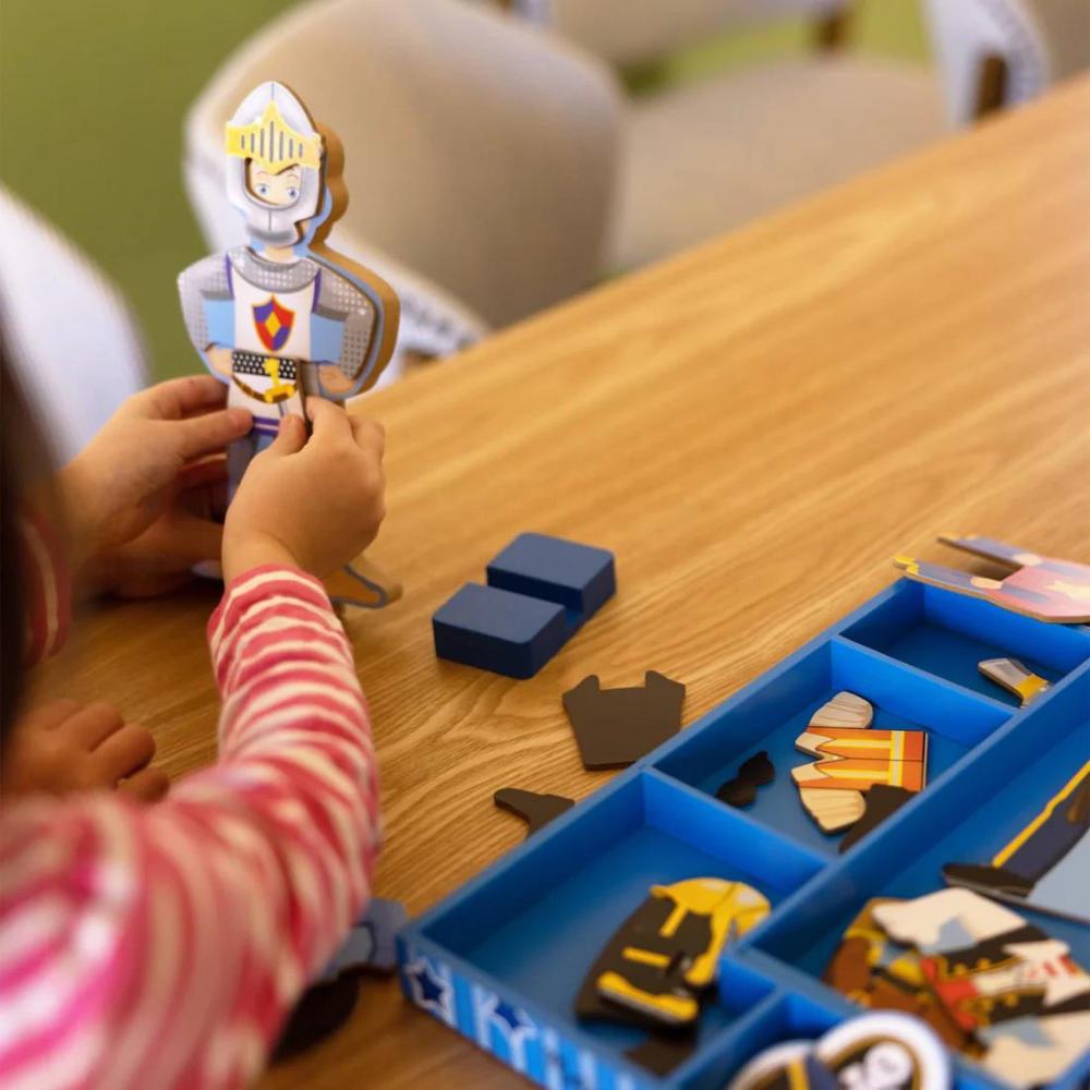 Melissa - Doug Ahşap Mıknatıslı Giydirme - Billy