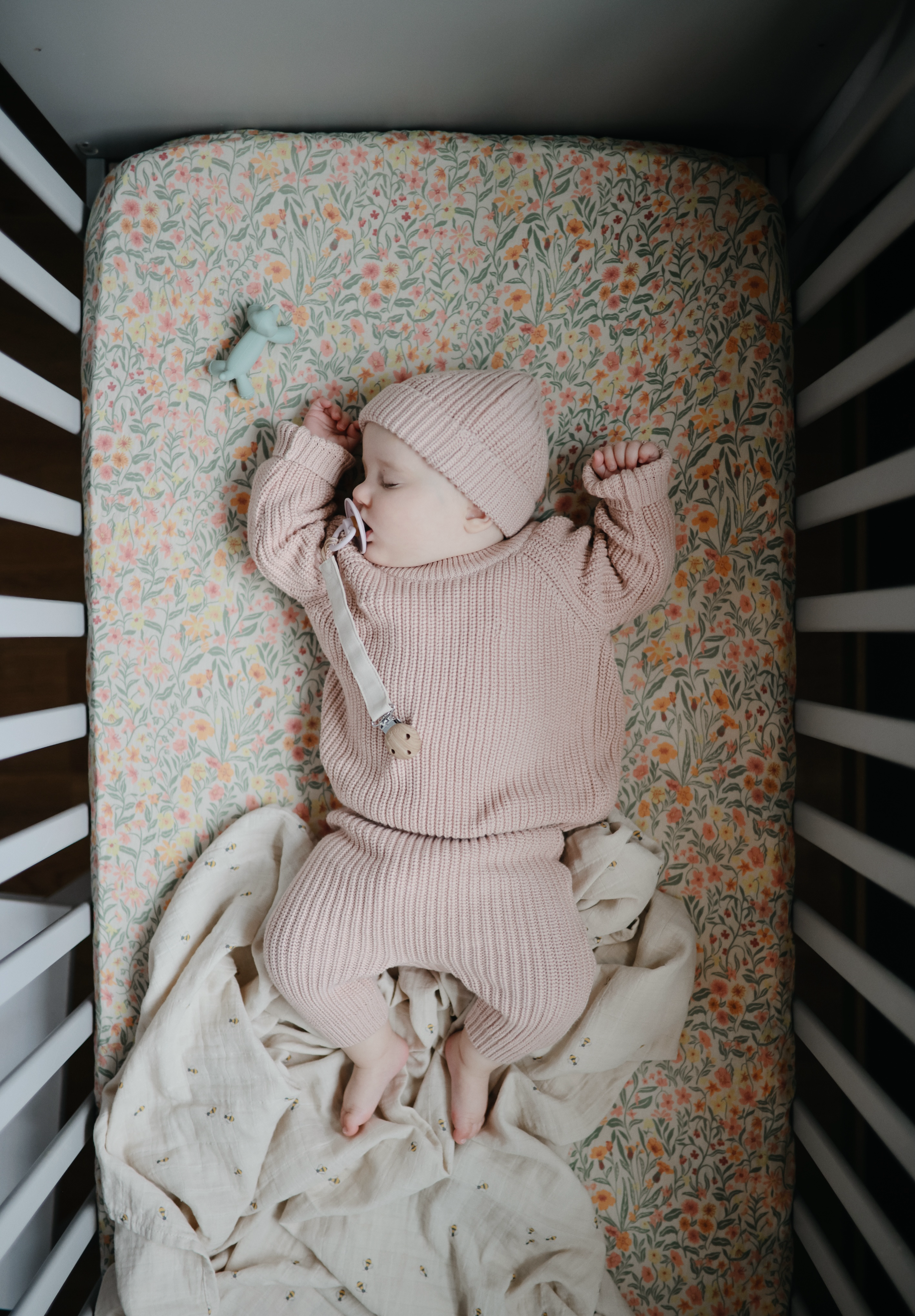 Mushie Organik Müslin Örtü / Kundak - Bees