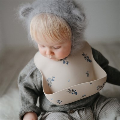 Mushie Silikon Önlük - Lilac Flowers