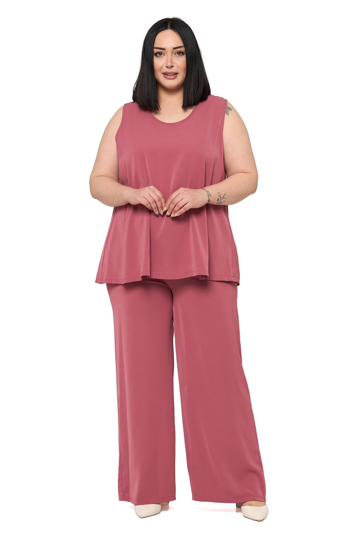 Bluz | Pantolon TakımlarDisentis Modest Büyük Beden Kolsuz Bluz Bol Paça Pantolon Gül Kurusu İkili TakımDISENTIS MODESTBüyük Beden Kolsuz Bluz Bol Paça Pantolon Gül Kurusu İkili Takım