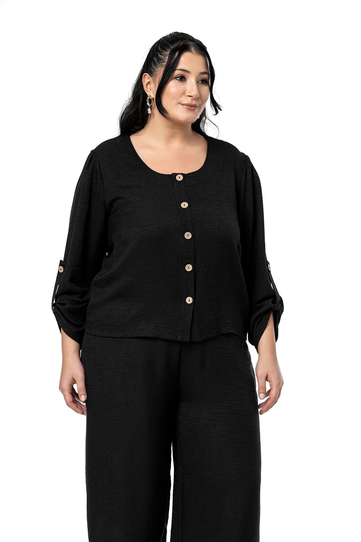 Bluz | Pantolon TakımlarDisentis Modest Büyük Beden Paça Detaylı Bluz Pantolon Siyah İkili TakımDISENTIS MODESTBüyük Beden Paça Detaylı Bluz Pantolon Siyah İkili Takım