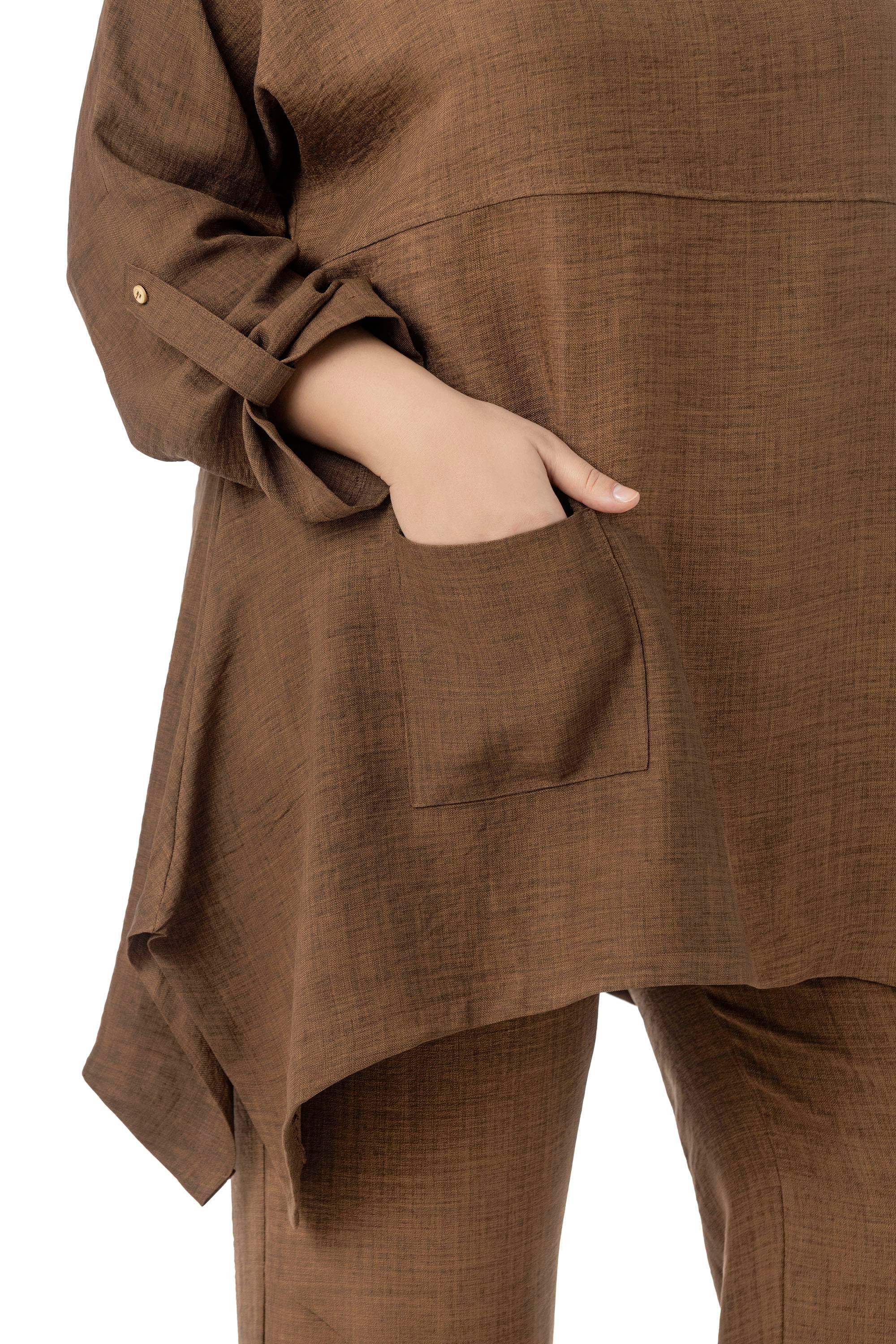 Blouse&pants setsDisentis Modest Büyük Beden Rahat Kesim Bluz Pantolon Kahverengi İkili TakımDISENTIS MODESTBüyük Beden Rahat Kesim Bluz Pantolon Kahverengi İkili Takım