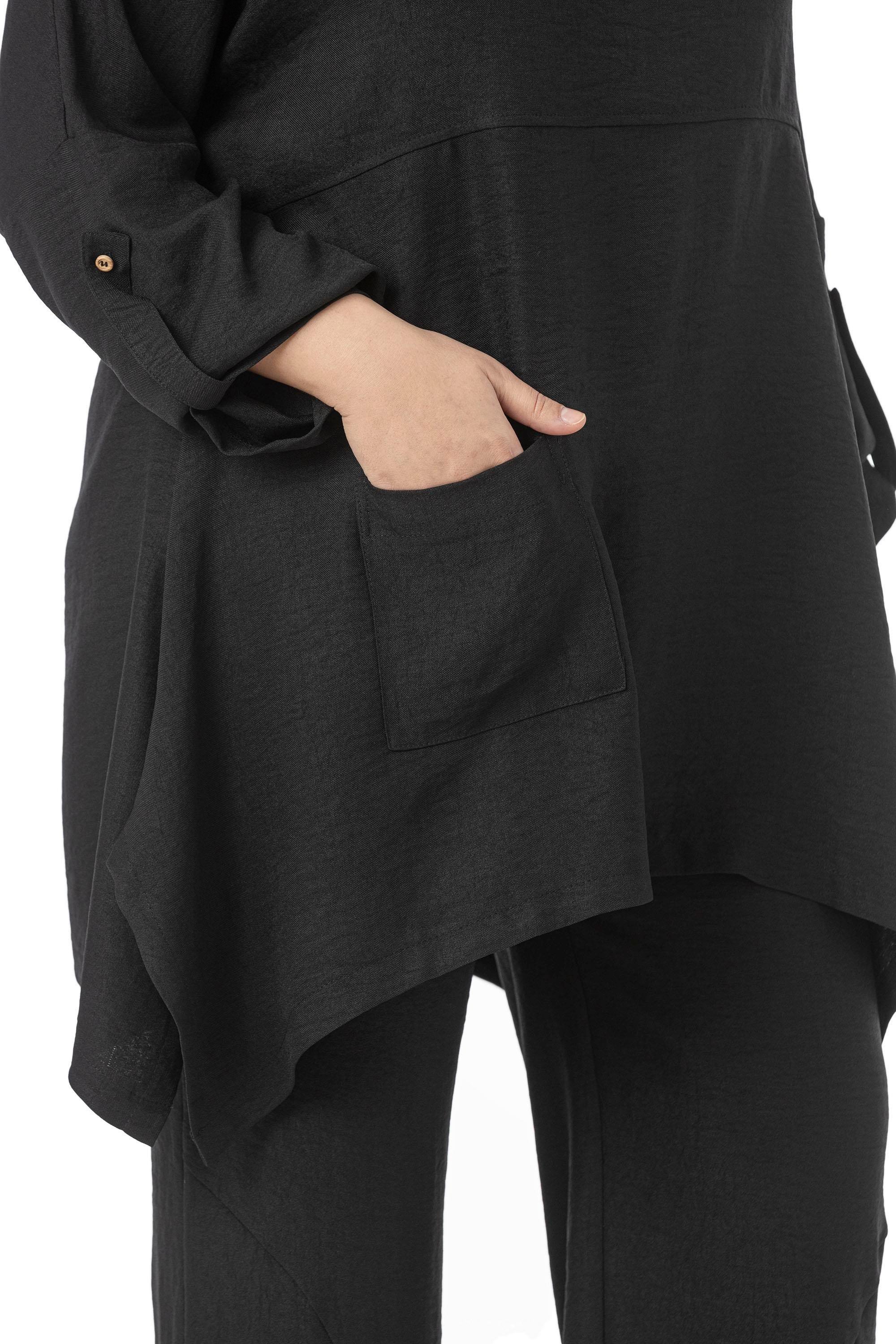 Bluz | Pantolon TakımlarDisentis Modest Büyük Beden Rahat Kesim Bluz Pantolon Siyah İkili TakımDISENTIS MODESTBüyük Beden Rahat Kesim Bluz Pantolon Siyah İkili Takım