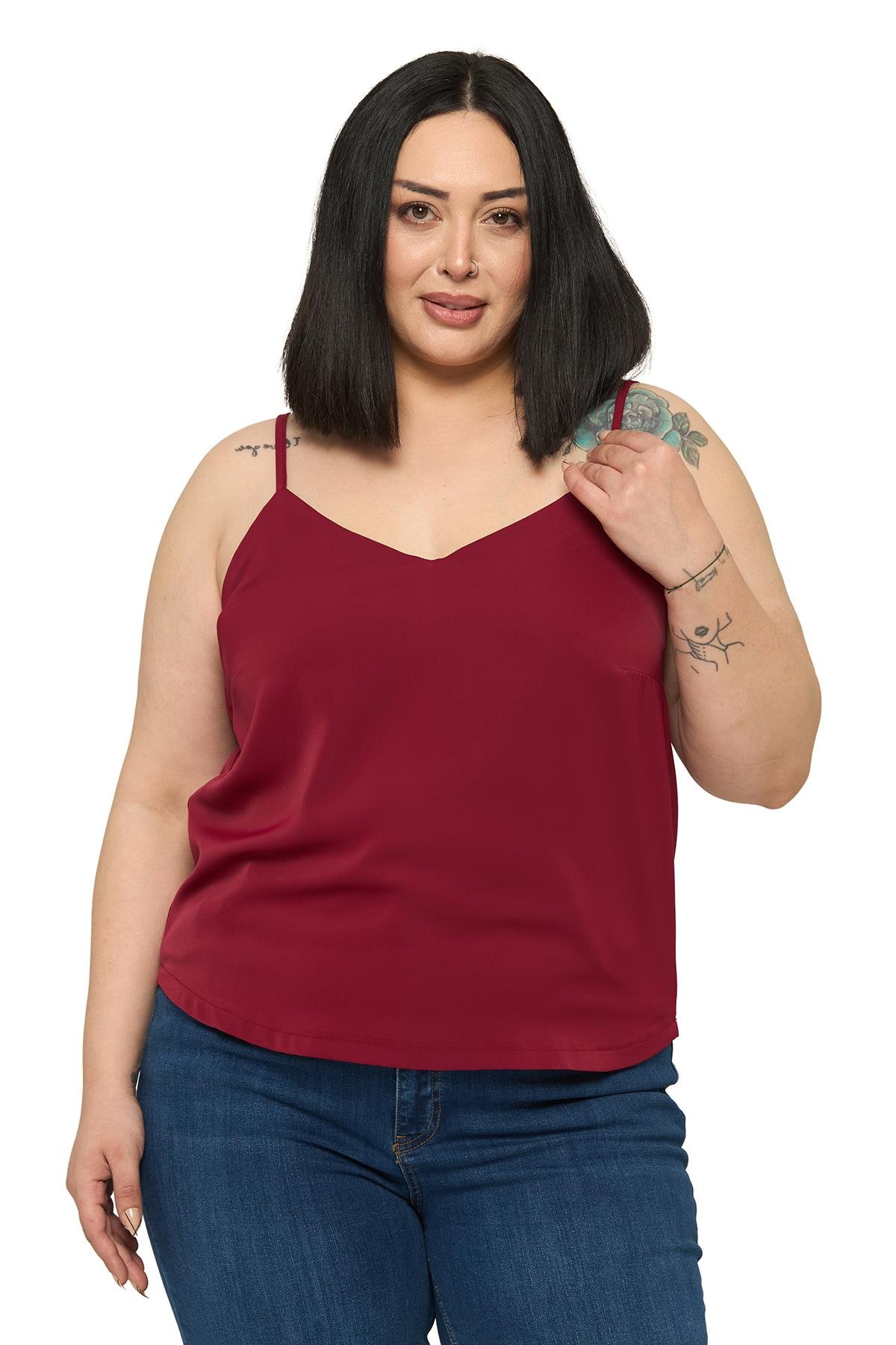 BluzDisentis Modest Büyük Beden Ayarlanabilir İnce Askılı V Yaka Bordo BluzDISENTIS MODESTBüyük Beden Ayarlanabilir İnce Askılı V Yaka Bordo Bluz