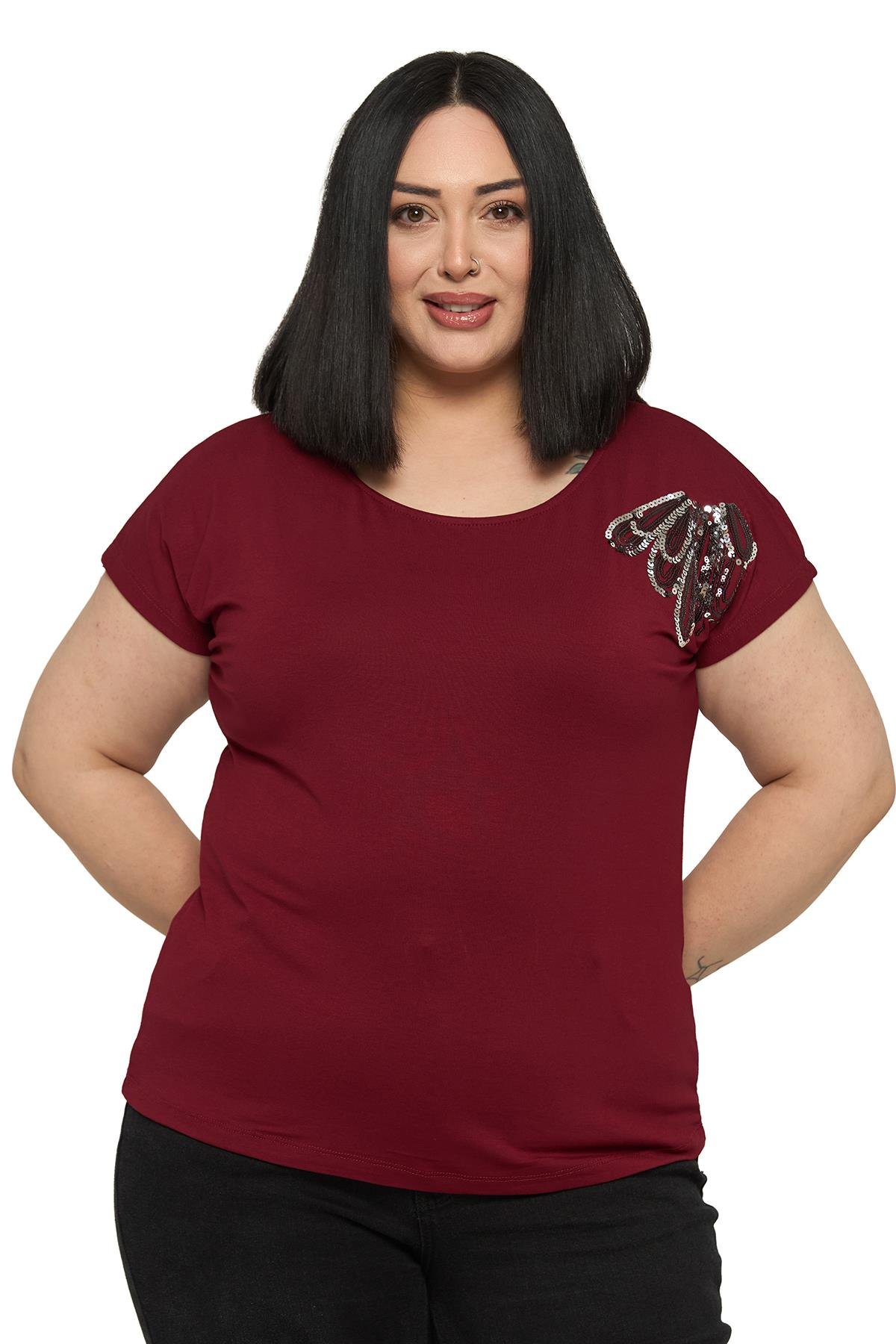 BluzDisentis Modest Büyük Beden Düşük Kısa Kollu Omuzda Damla Desenli Bordo BluzDISENTIS MODESTBüyük Beden Düşük Kısa Kollu Omuzda Damla Desenli Bordo Bluz