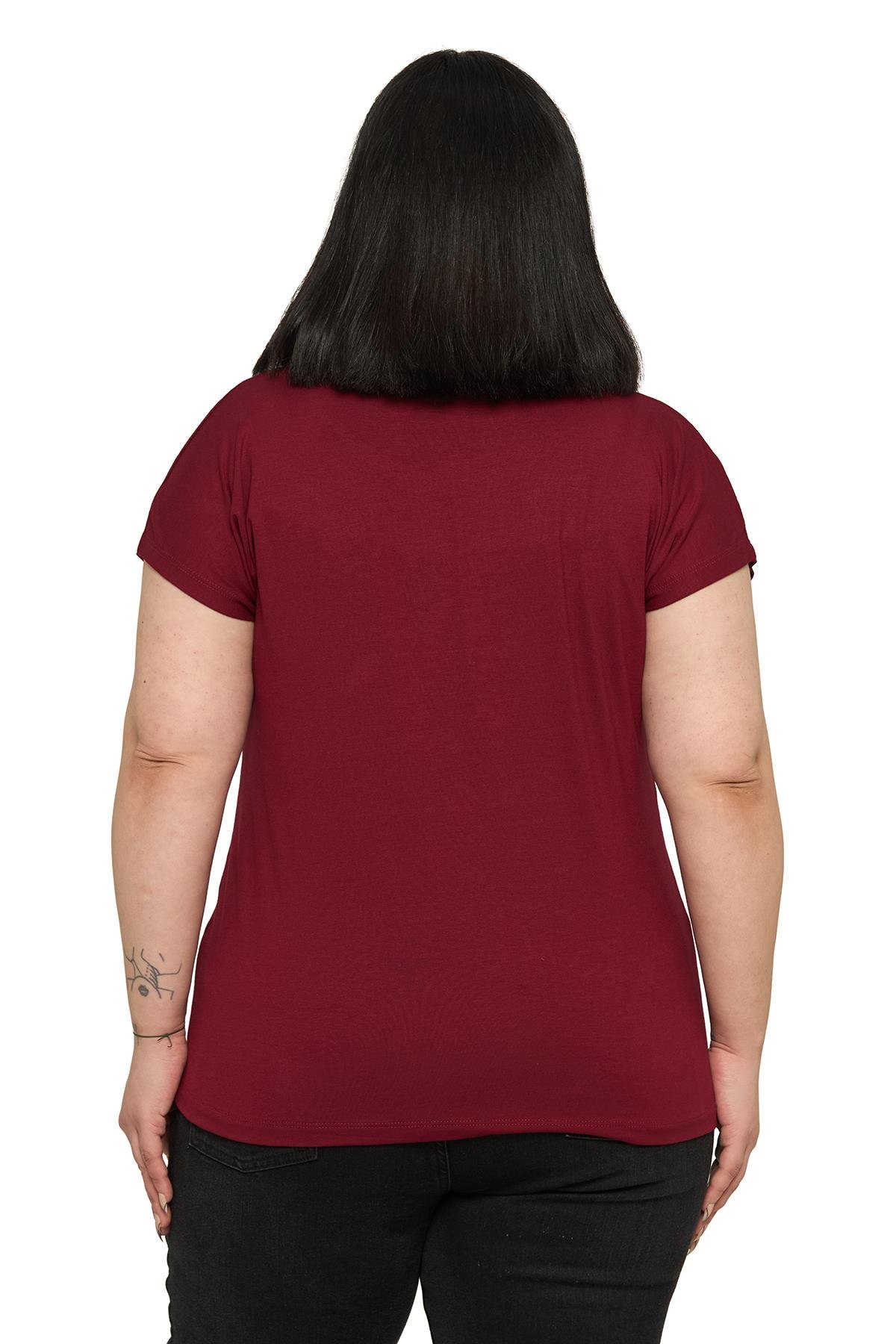 BluzDisentis Modest Büyük Beden Düşük Kısa Kollu Omuzda Papatya Desenli Bordo BluzDISENTIS MODESTBüyük Beden Düşük Kısa Kollu Omuzda Papatya Desenli Bordo Bluz