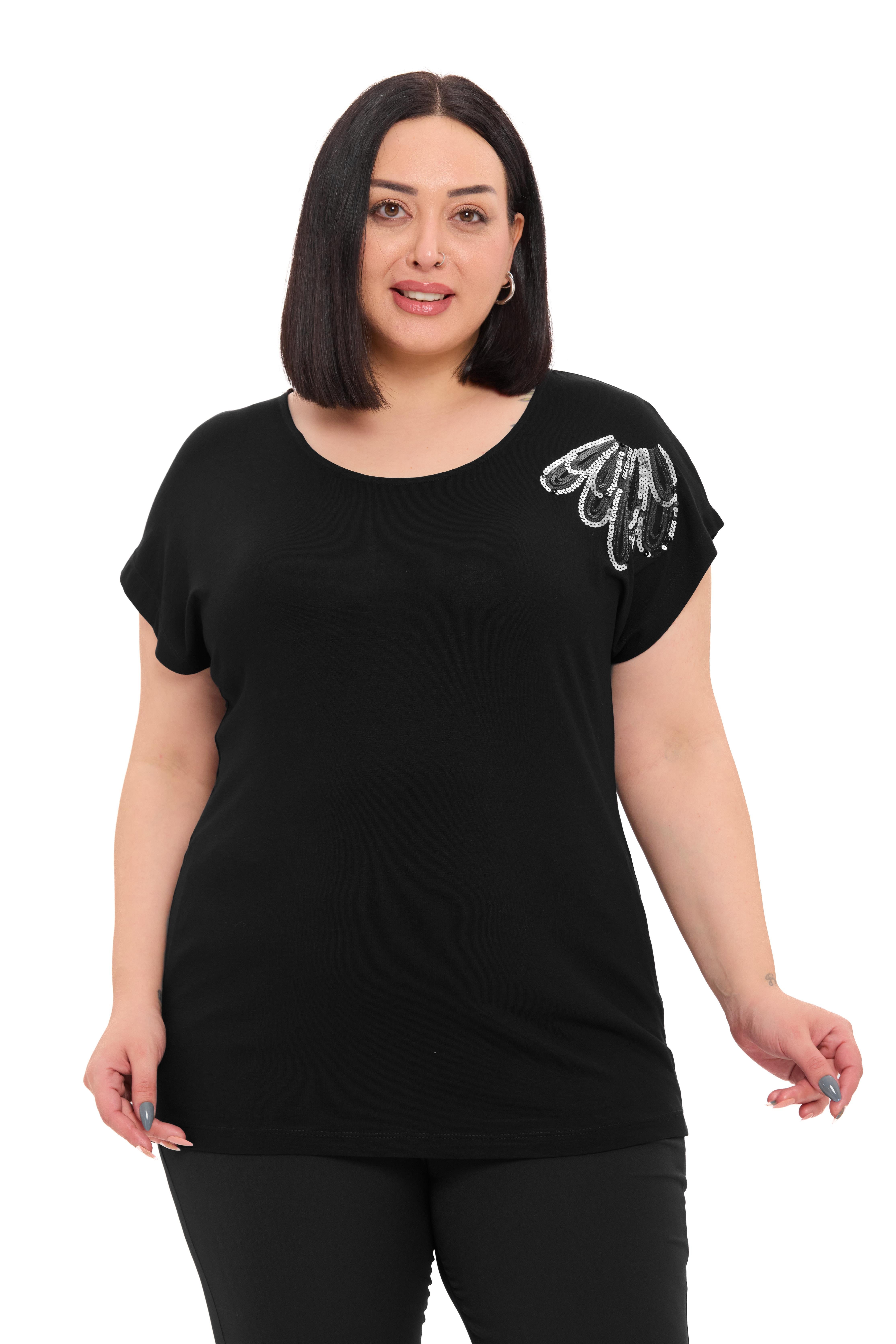 BluzDisentis Modest Büyük Beden Düşük Kısa Kollu Omuzda Damla Desenli Siyah BluzDISENTIS MODESTBüyük Beden Düşük Kısa Kollu Omuzda Damla Desenli Siyah Bluz