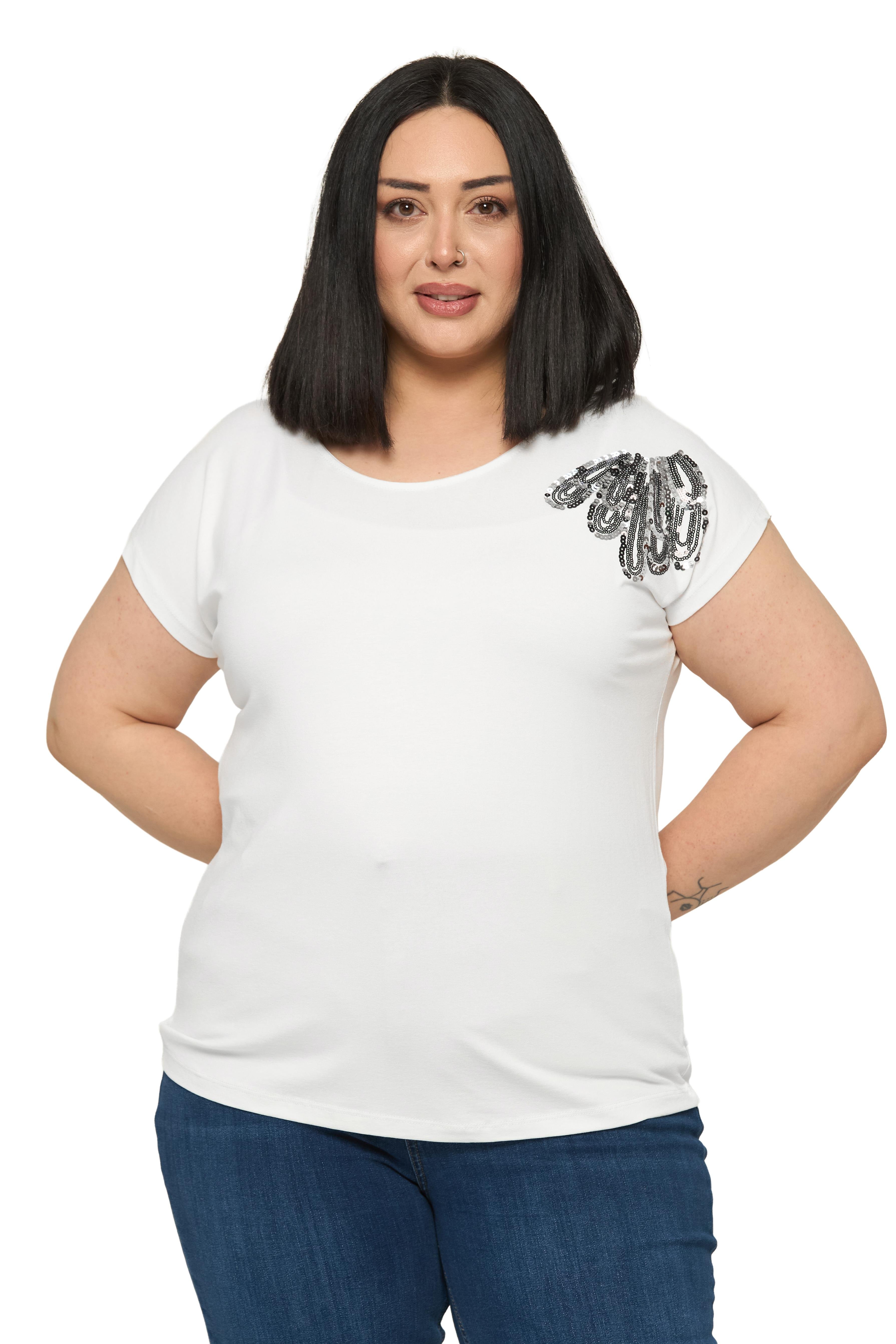 BluzDisentis Modest Büyük Beden Düşük Kısa Kollu Omuzda Damla Desenli Ekru BluzDISENTIS MODESTBüyük Beden Düşük Kısa Kollu Omuzda Damla Desenli Ekru Bluz