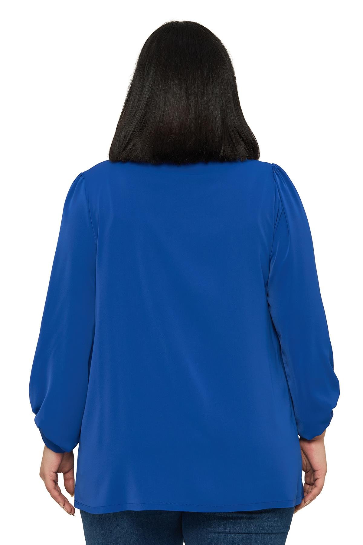 BluzDisentis Modest Büyük Beden Yuvarlak Yaka Truvakar Büzgülü Kollu Rahat Kesim Saks Mavisi BluzDISENTIS MODESTBüyük Beden Yuvarlak Yaka Truvakar Büzgülü Kollu Rahat Kesim Saks Mavisi Bluz