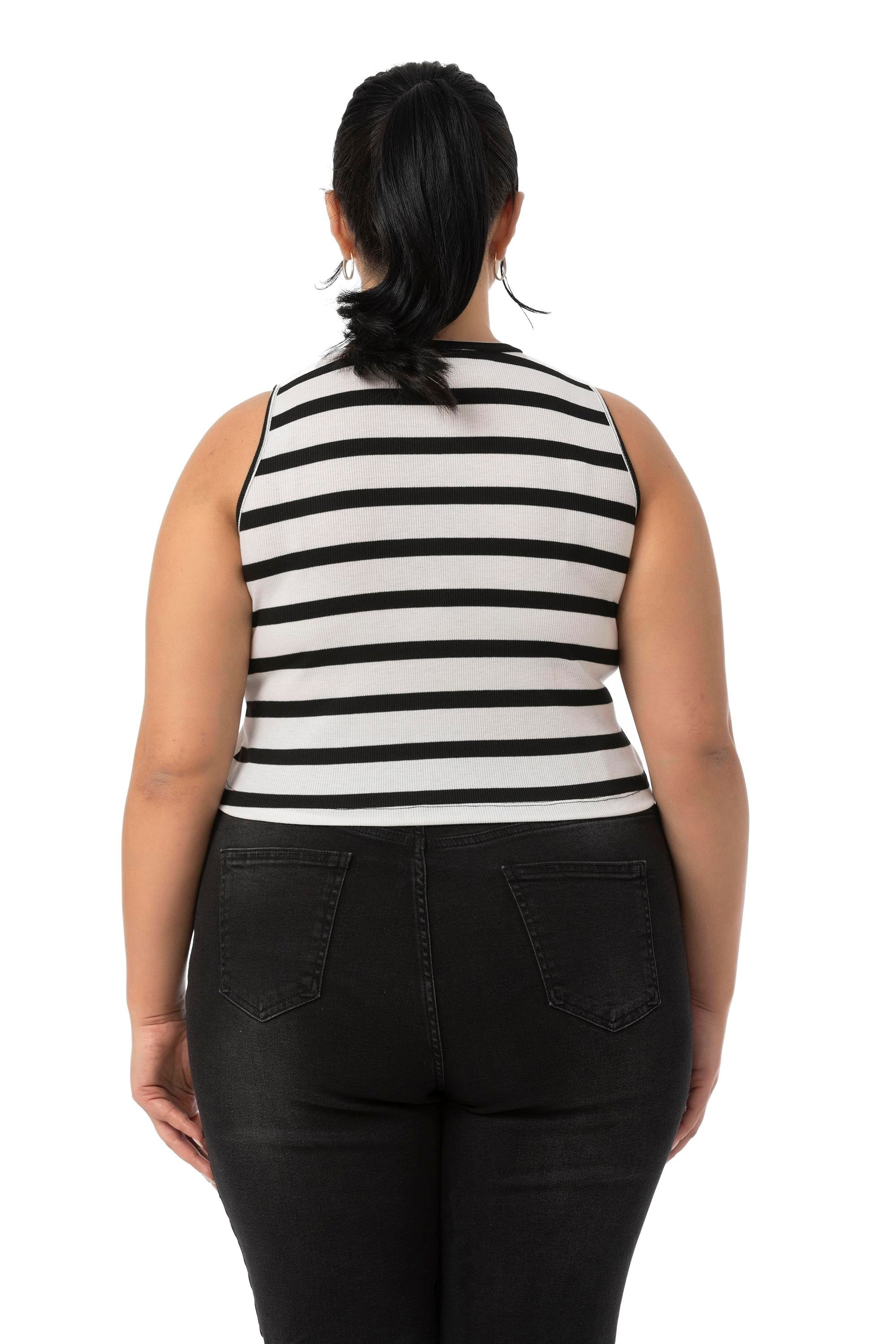 Body | TopsDisentis Modest Büyük Beden Kalın Çizgili Kısa Beyaz Siyah BodyDISENTIS MODESTBüyük Beden Kalın Çizgili Kısa Beyaz Siyah Body