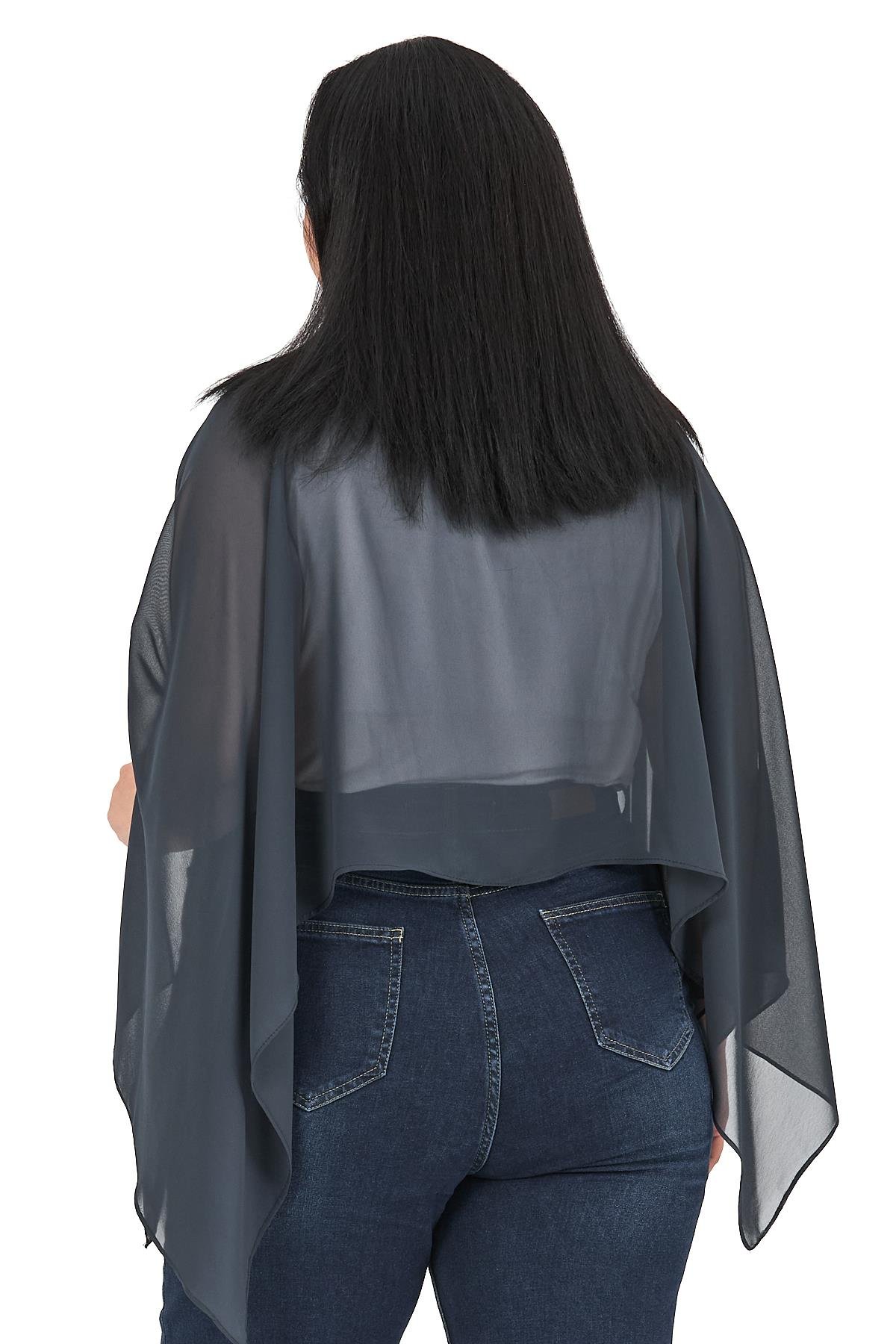 Bolero | Kimono | KapDisentis Modest Büyük Beden Asimetrik Kesim Şifon Koyu Gri Pelerin BoleroDISENTIS MODESTBüyük Beden Asimetrik Kesim Şifon Koyu Gri Pelerin Bolero