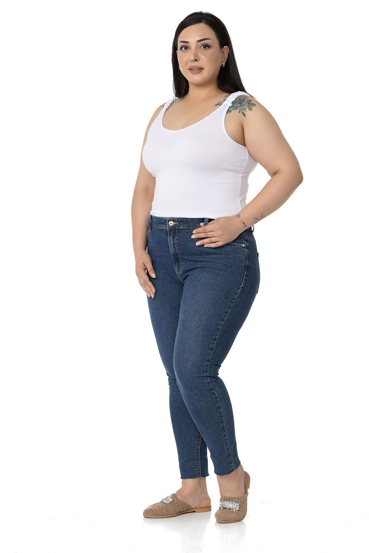 Büyük Beden Askıları Büzgülü Drapeli Crop Beyaz Body