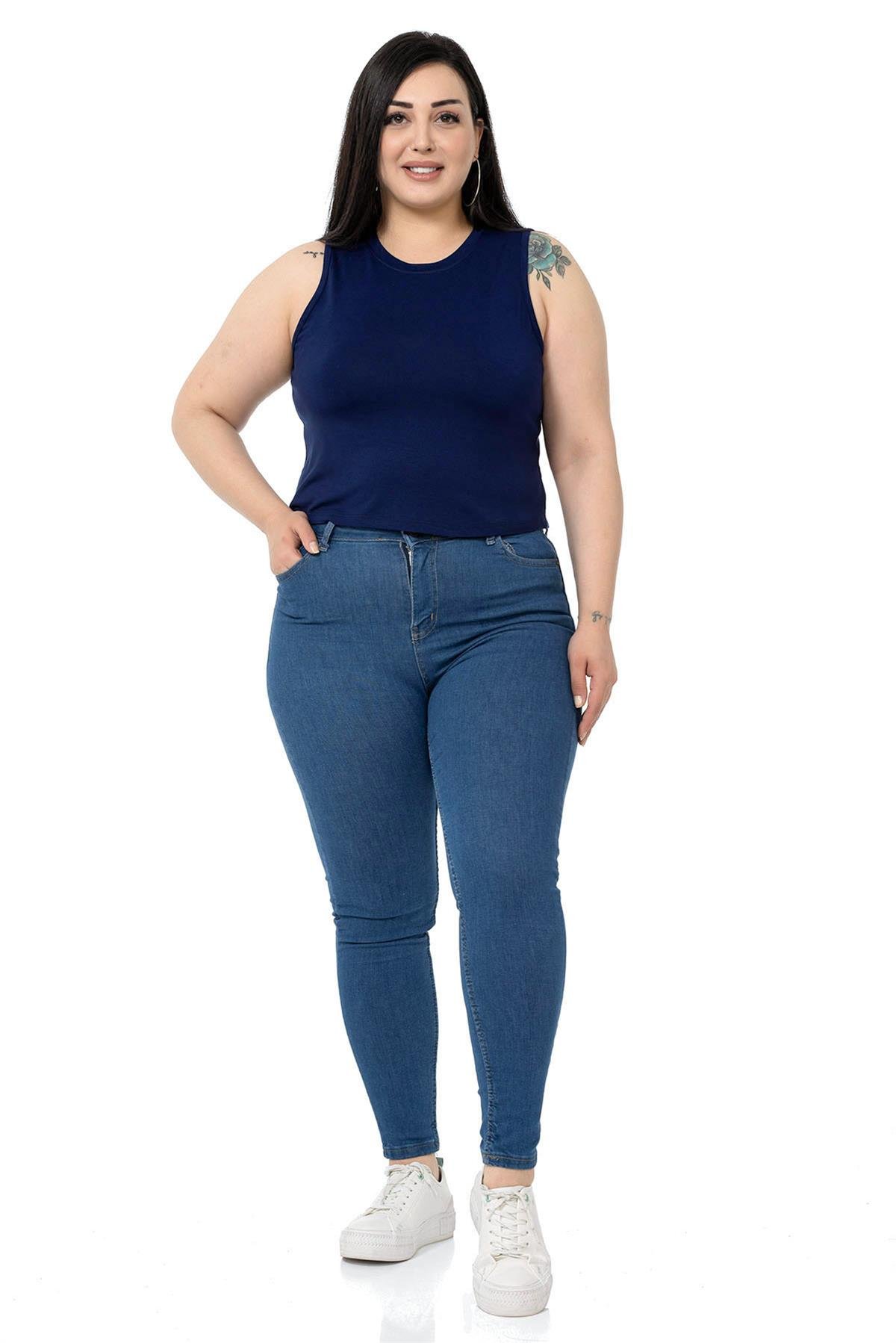 Büyük Beden Bisiklet Yaka Kolsuz Crop Viskon Lacivert Body