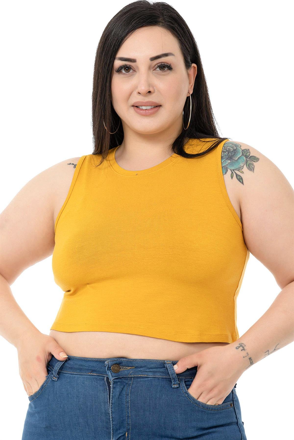 Büyük Beden Bisiklet Yaka Kolsuz Crop Viskon Hardal Body