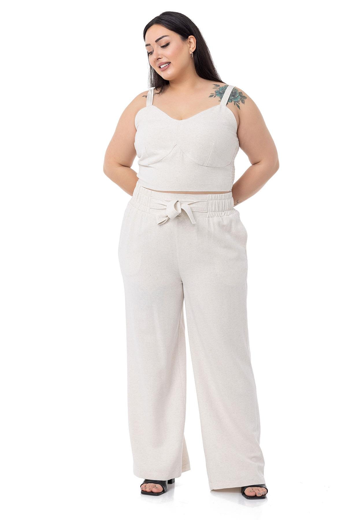 DISENTIS MODEST GENC BUYUK BEDEN BUSTIYER PANTOLON KETEN TAKIMDISENTIS MODESTBüyük Beden Büstiyer Pantolon Bej Rengi İkili Takım 