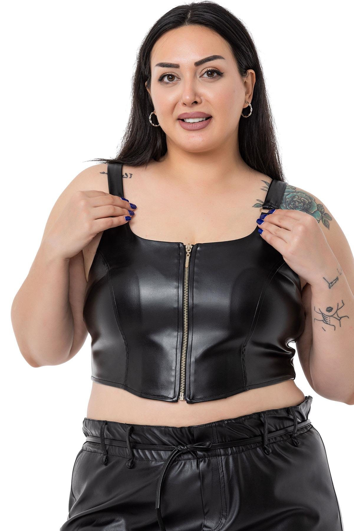 DISENTIS MODEST GENC BUYUK BEDEN DERI BUSTIYERDISENTIS MODESTBüyük Beden Fermuar Detaylı Deri Siyah Büstiyer