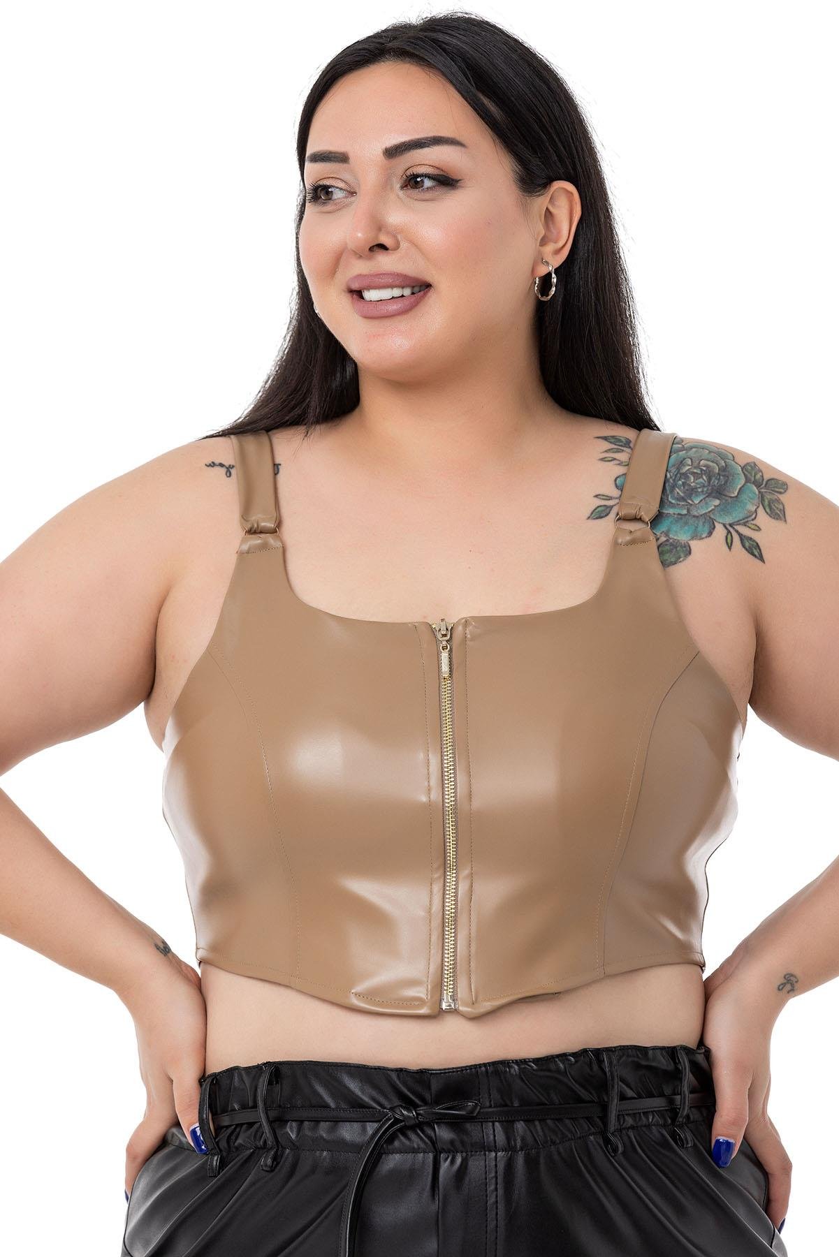 DISENTIS MODEST GENC BUYUK BEDEN DERI BUSTIYERDISENTIS MODESTBüyük Beden Fermuar Detaylı Deri Vizon Büstiyer