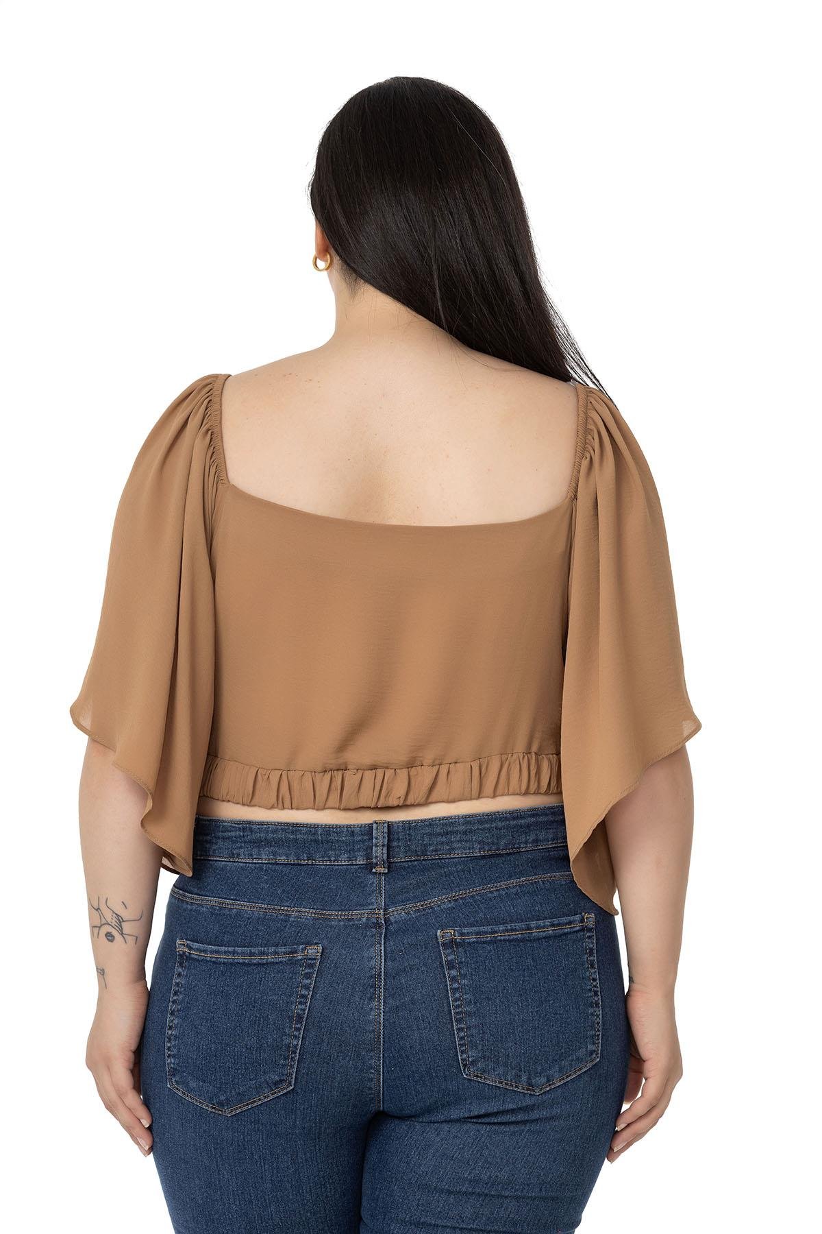 Büyük Beden Geniş Kollu Beli Lastik ve Büzgülü Crop Camel Bluz