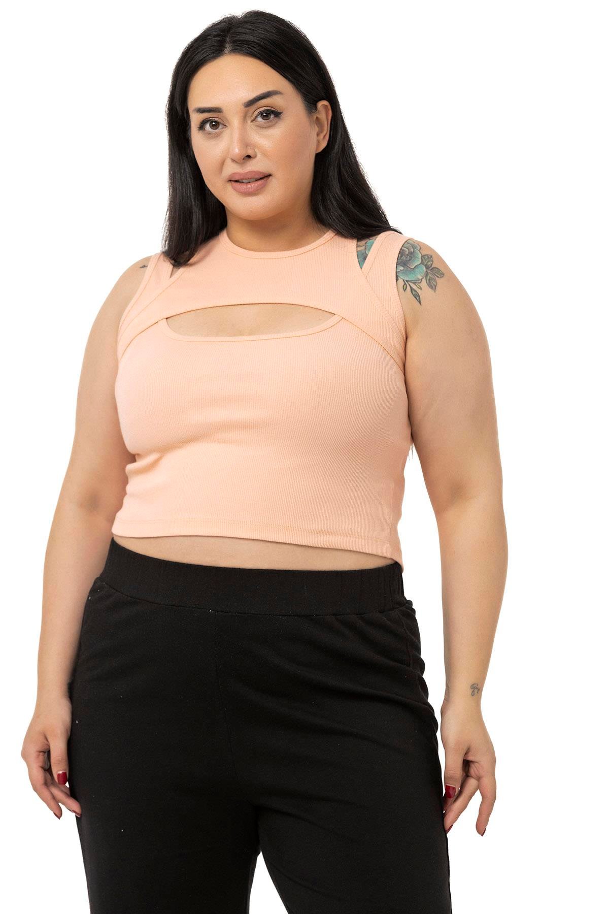 DISENTIS MODEST GENC BUYUK BEDEN DEKOLTELI BODYDISENTIS MODESTBüyük Beden Göğüs Dekolteli Fitilli Kaşkorse Somon Body